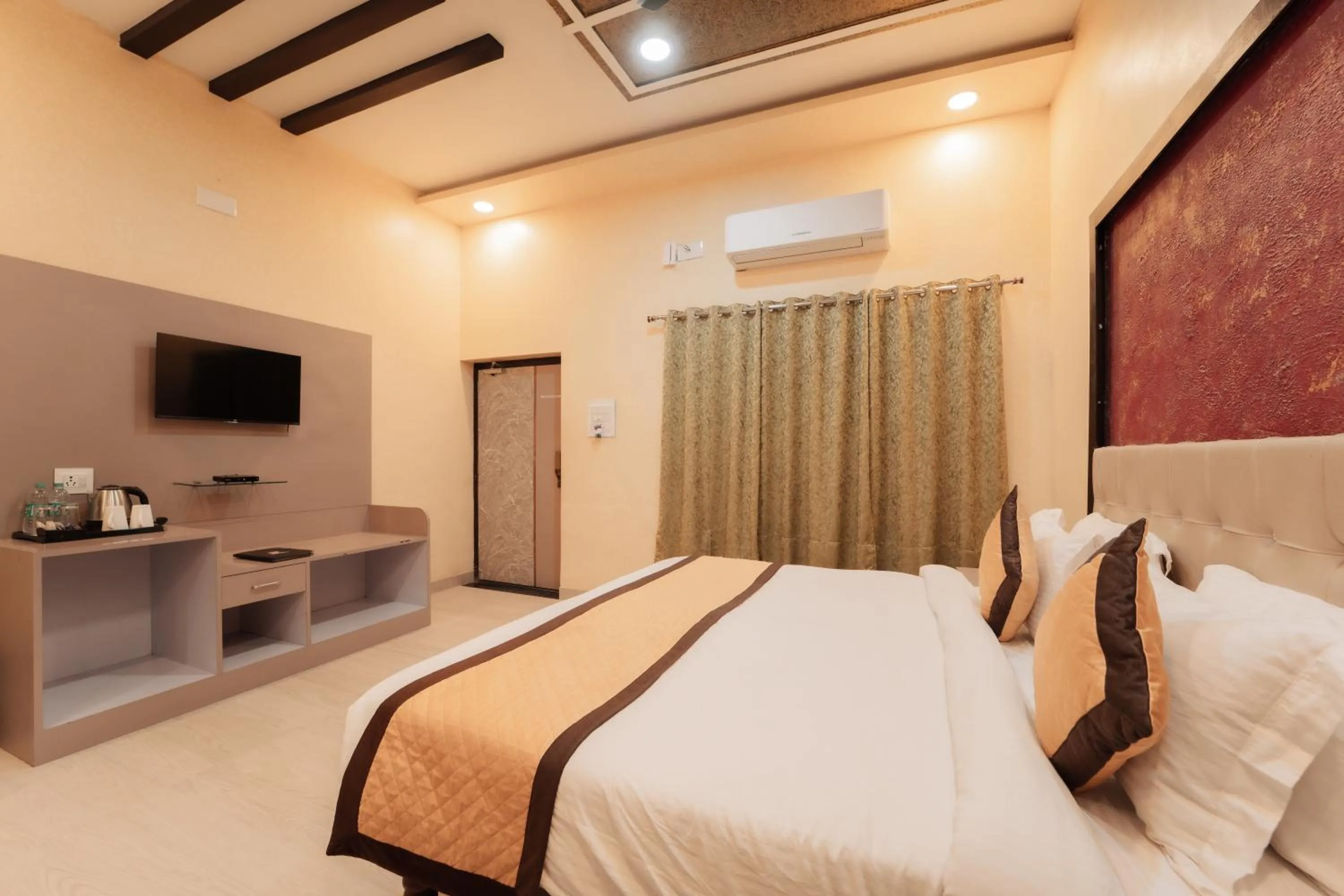 Bed in Thar Exotica Hotel & Resorts In Bikaner