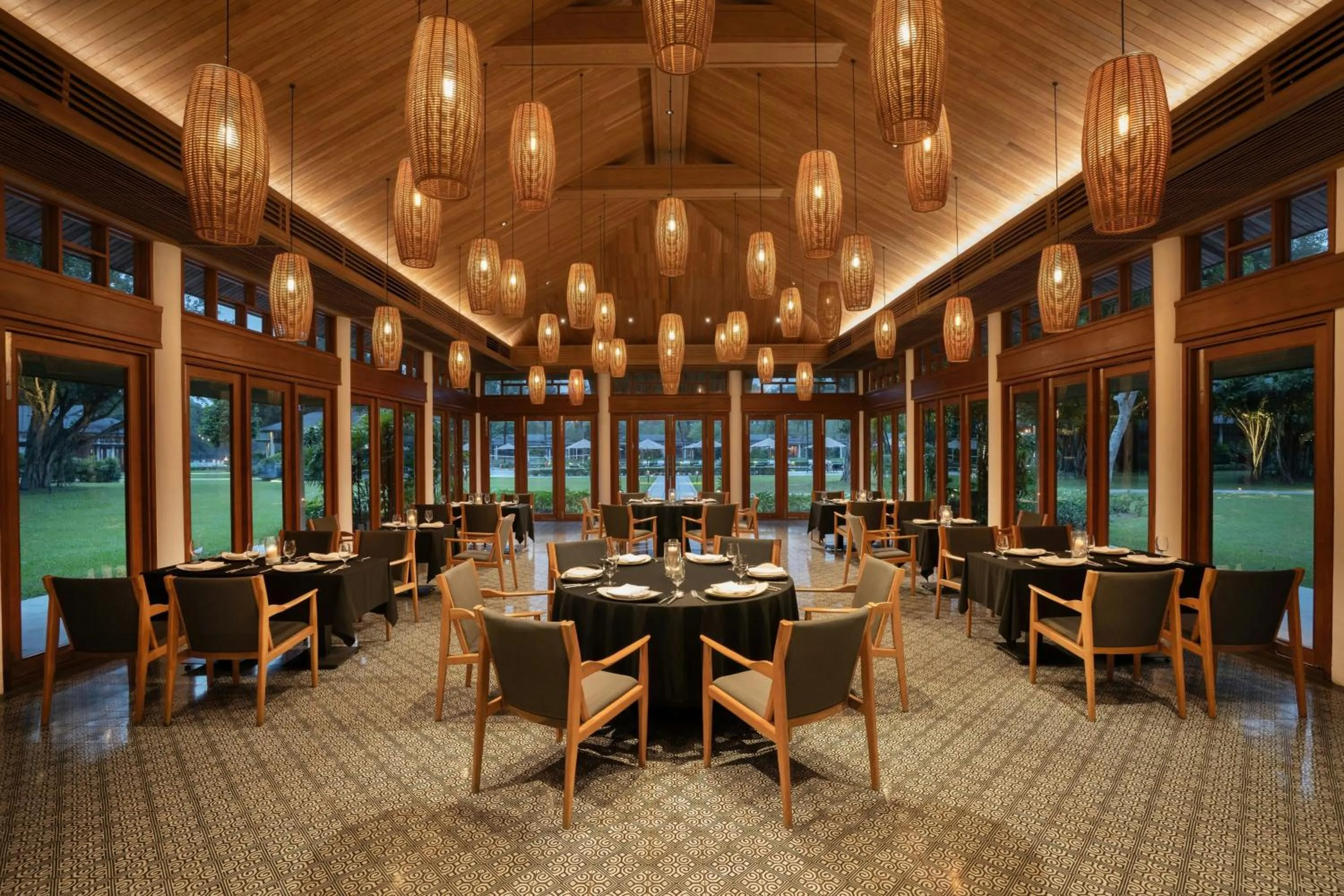 Restaurant/places to eat in Legacy Mekong, Can Tho, Autograph Collection