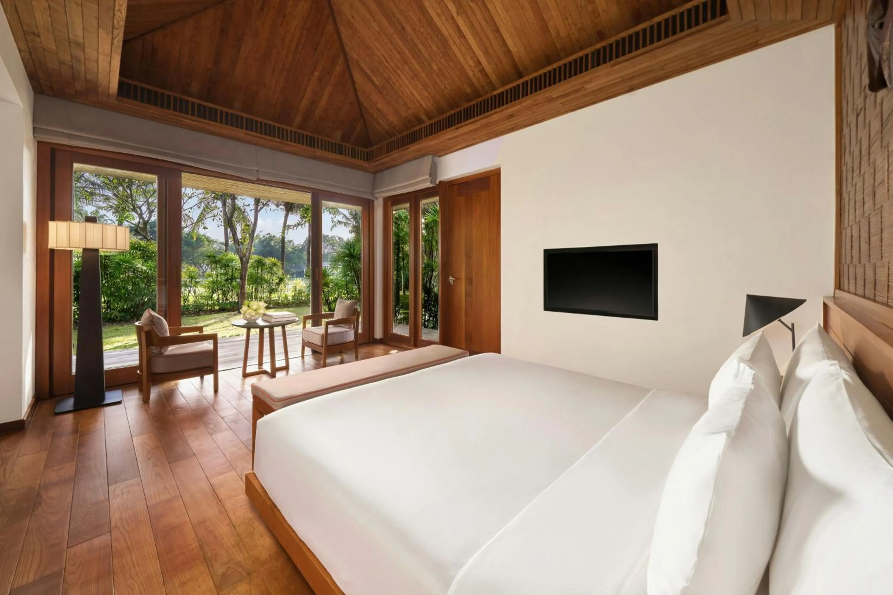 Photo of the whole room, Bed in Legacy Mekong, Can Tho, Autograph Collection