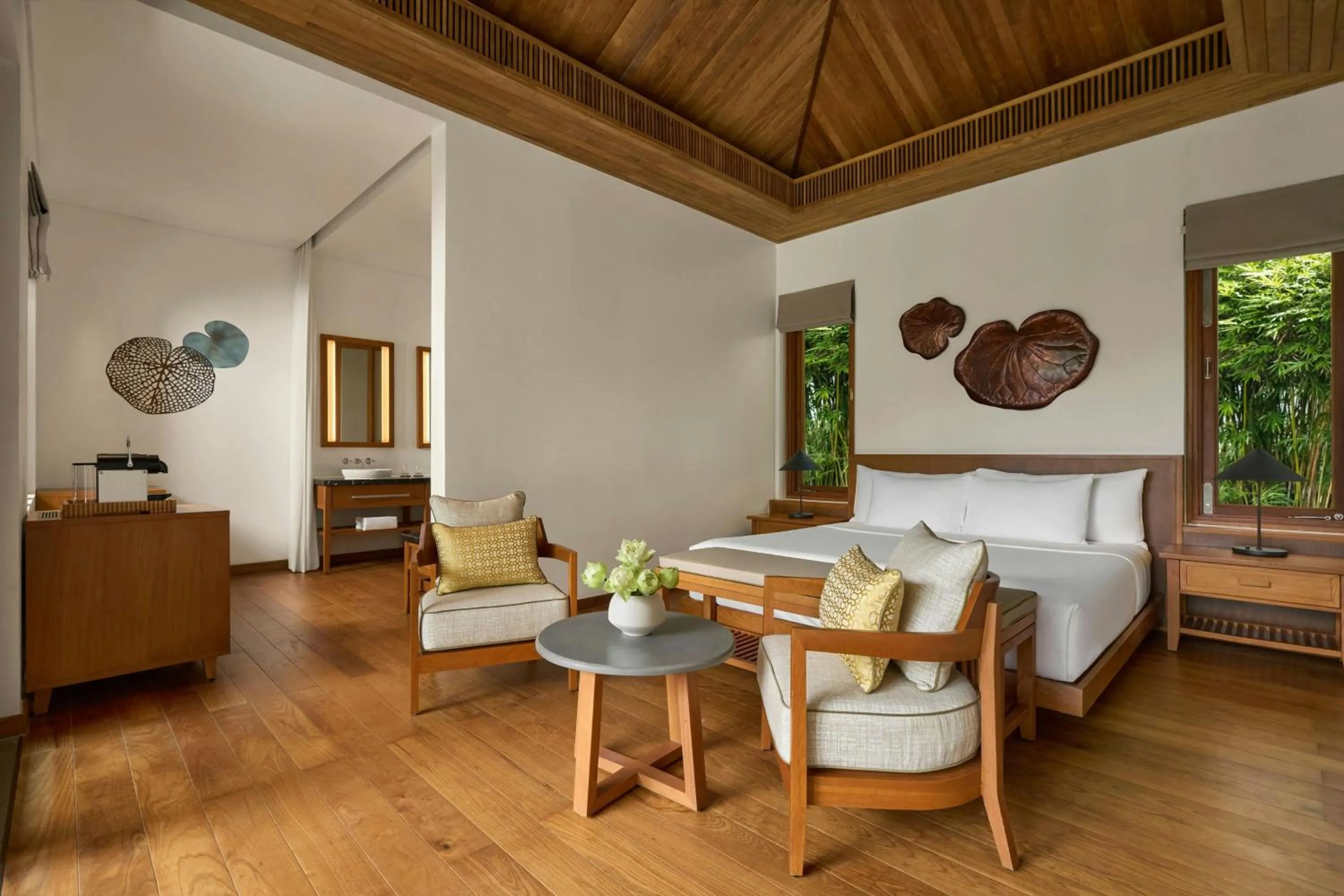 Bedroom, Bed in Legacy Mekong, Can Tho, Autograph Collection