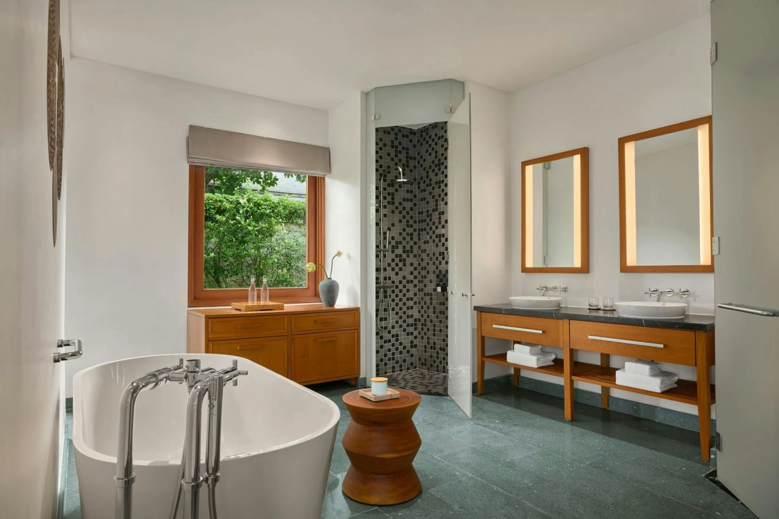 Bathroom in Legacy Mekong, Can Tho, Autograph Collection