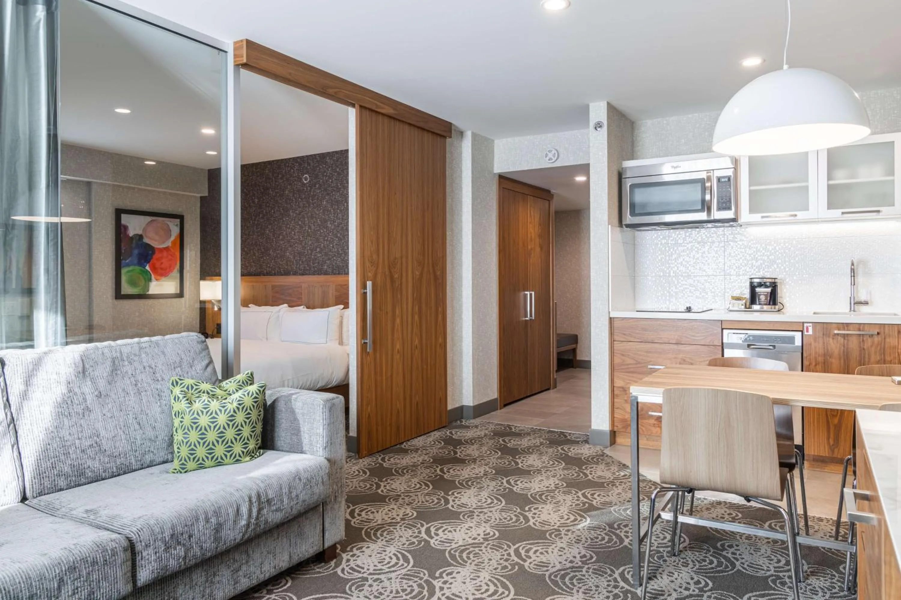 Kitchen or kitchenette in Hilton Montreal/Laval