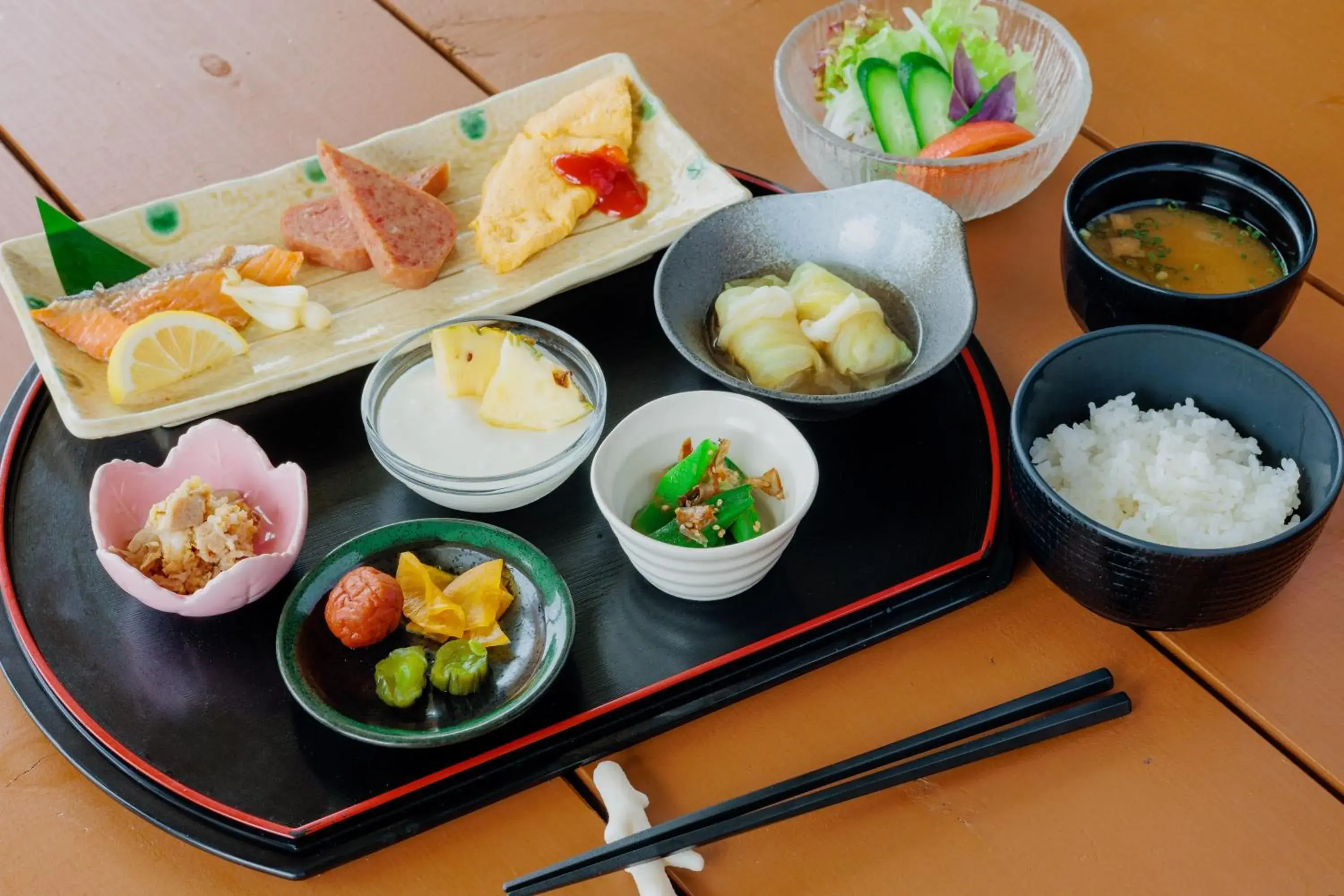 Food in Coral Palms Food in Coral Palms