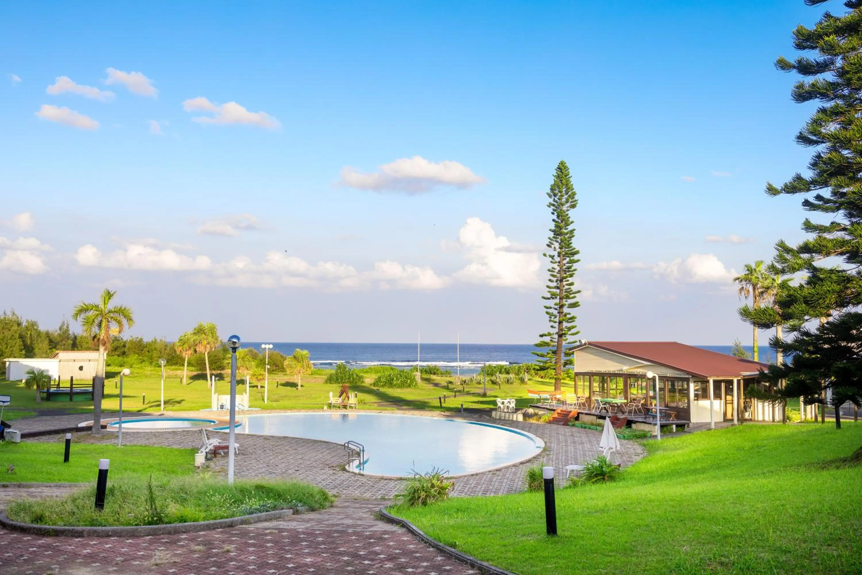 Garden in Coral Palms