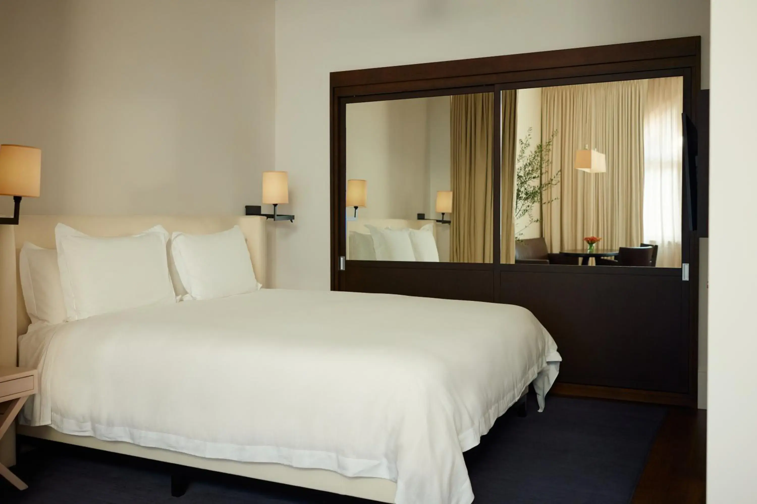 Bed in The Mercer Bed in The Mercer