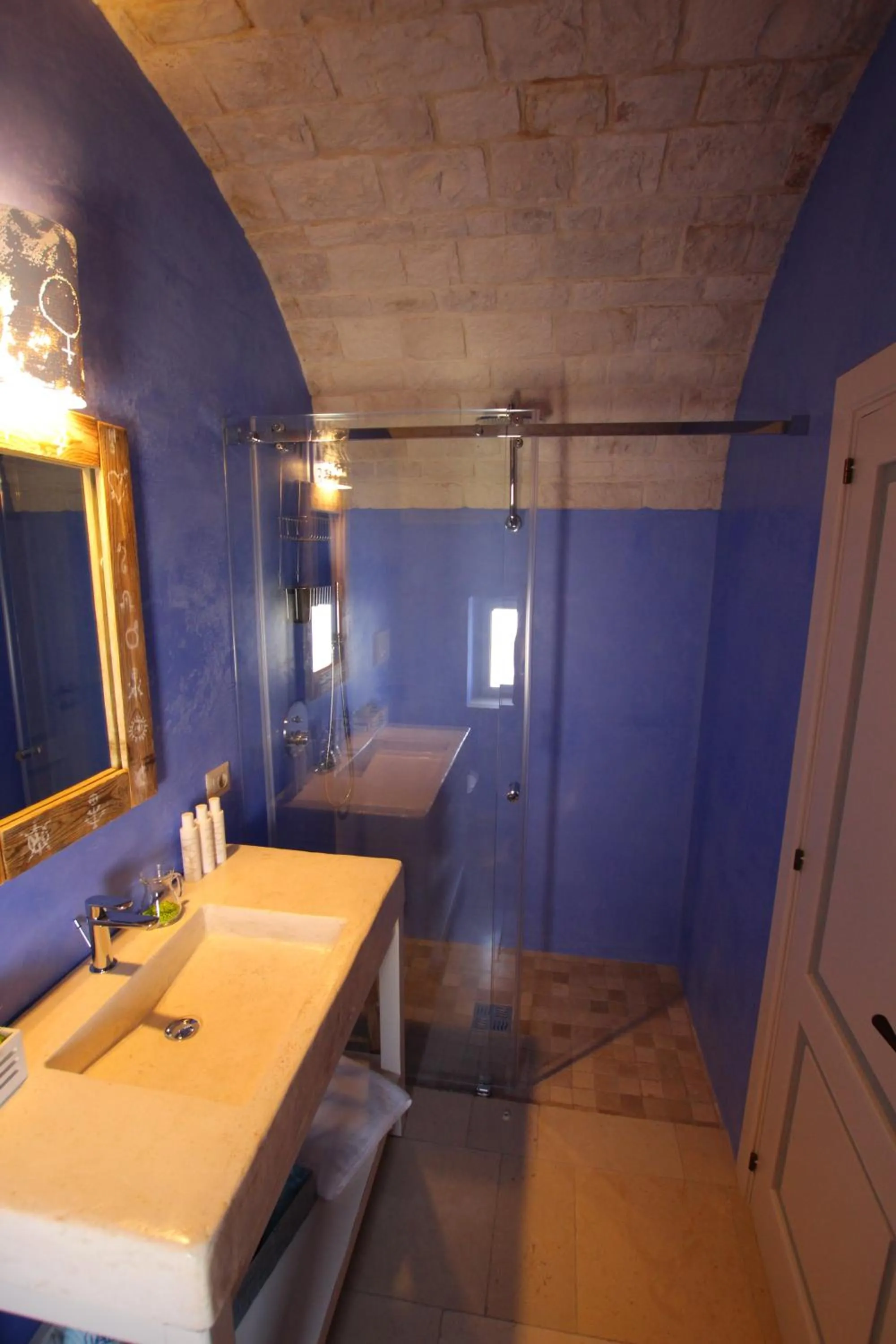 Shower in Vita Dorata - rural chic