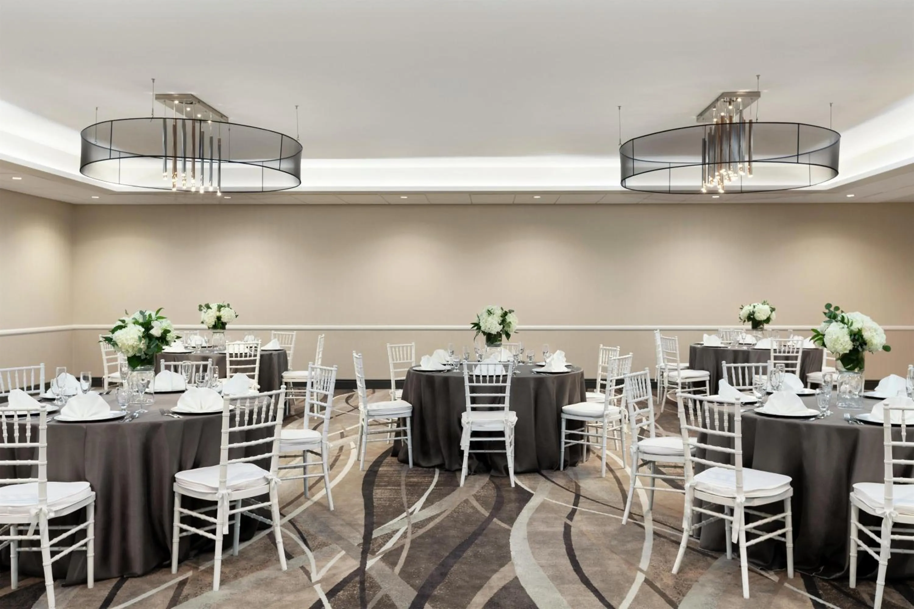 Meeting/conference room in Embassy Suites by Hilton Arcadia-Pasadena Area