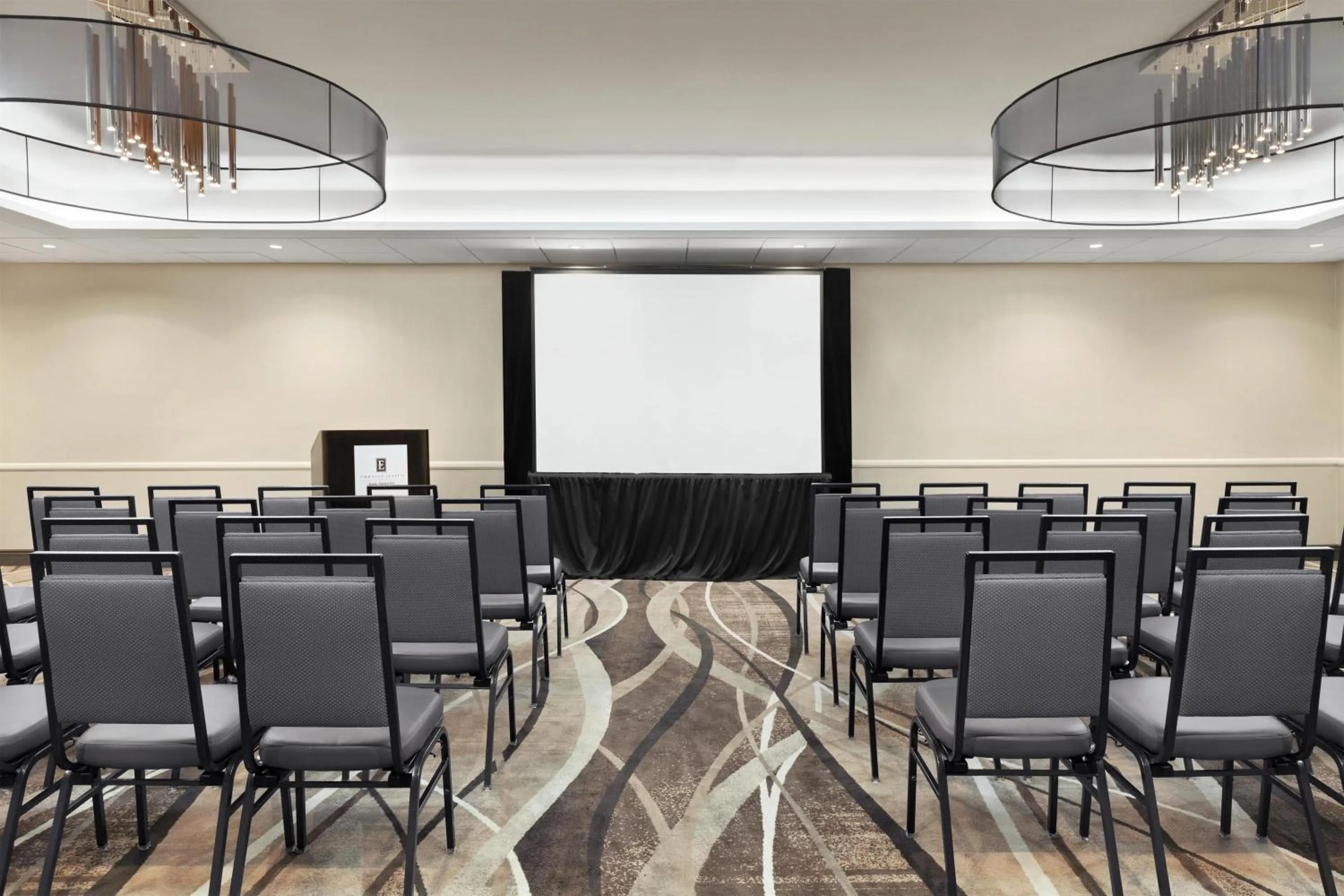 Meeting/conference room in Embassy Suites by Hilton Arcadia-Pasadena Area