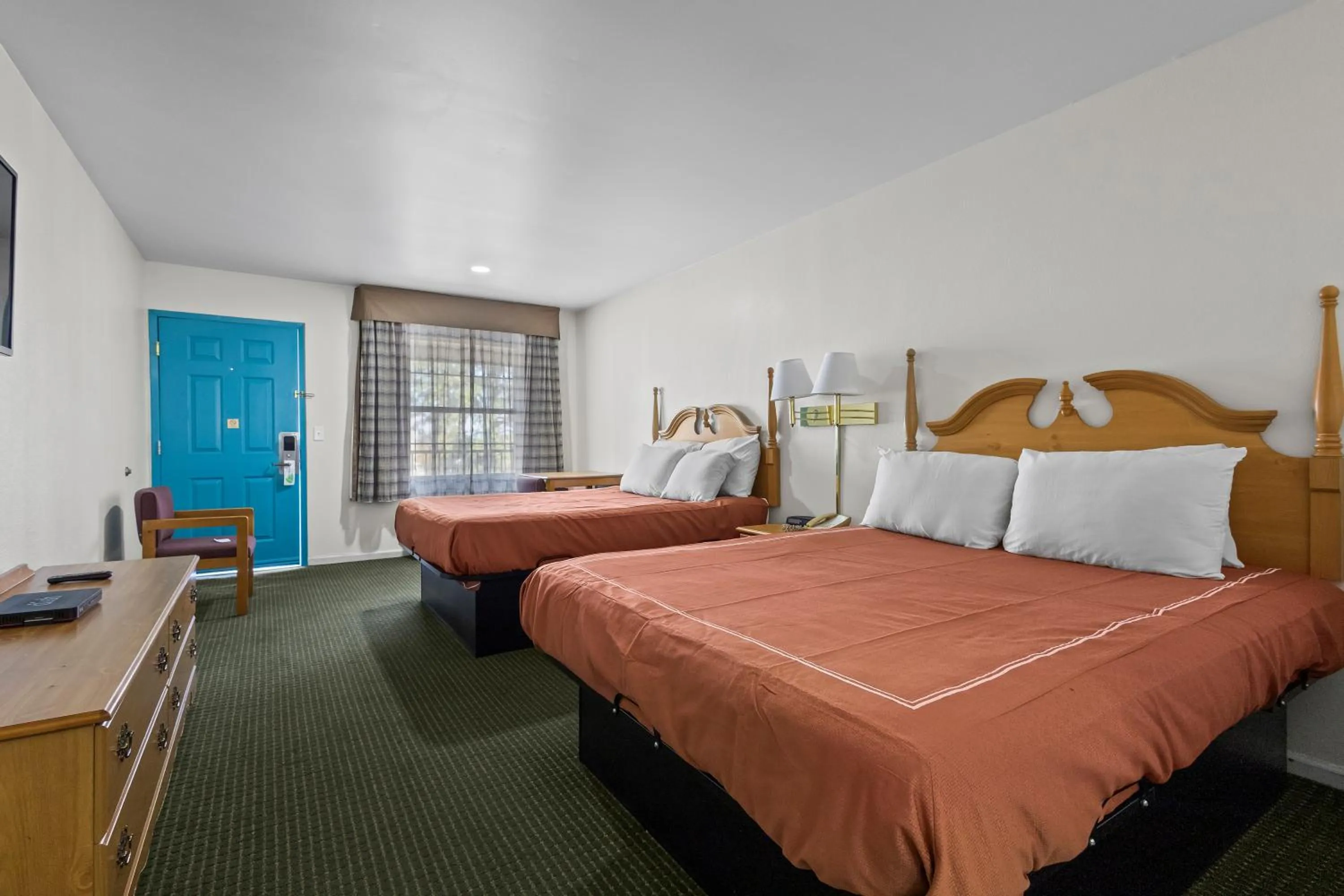 Bedroom, Bed in Capital O First Heritage Inn Rantoul IL I 57