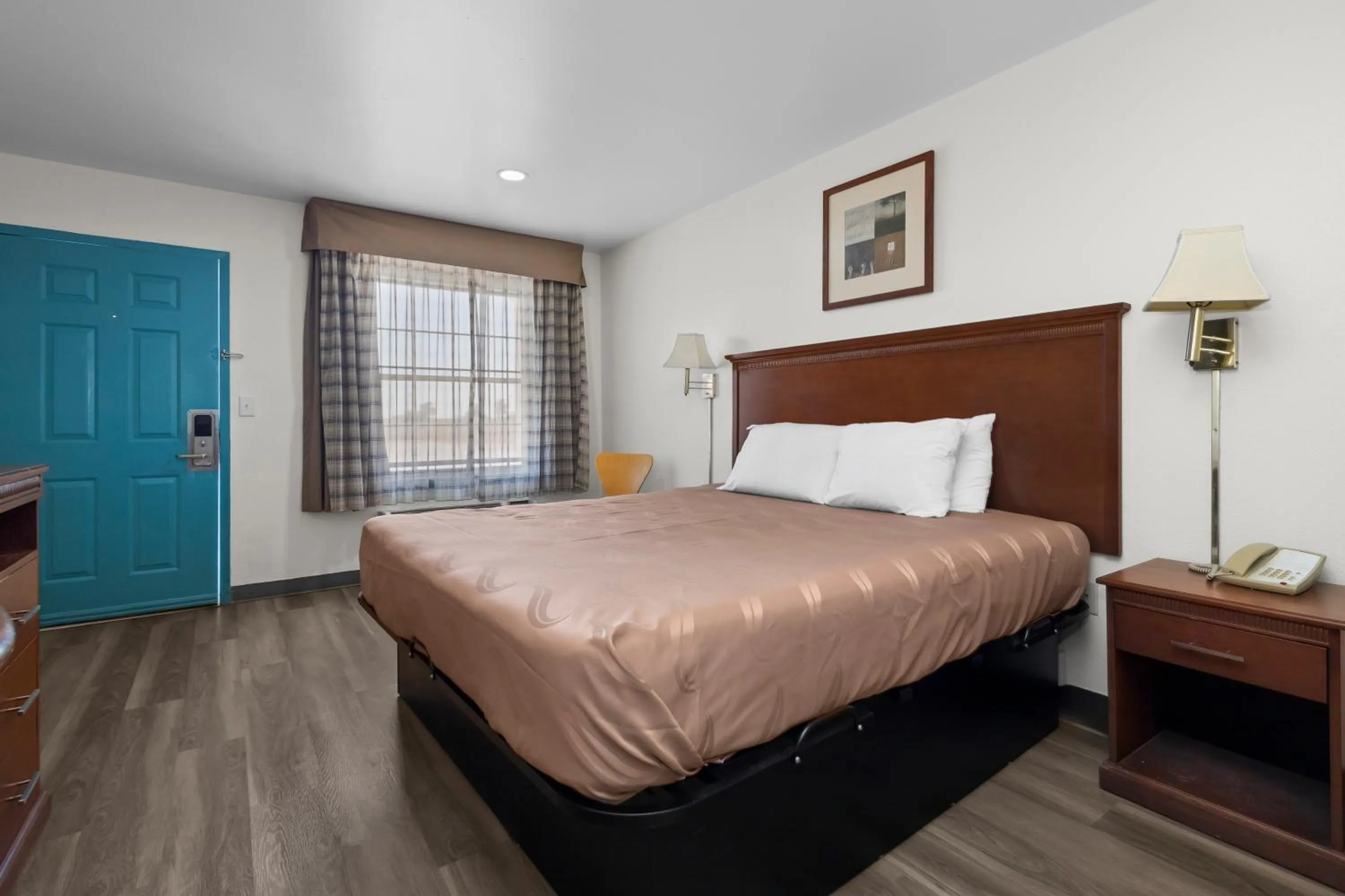 Bedroom, Bed in Capital O First Heritage Inn Rantoul IL I 57
