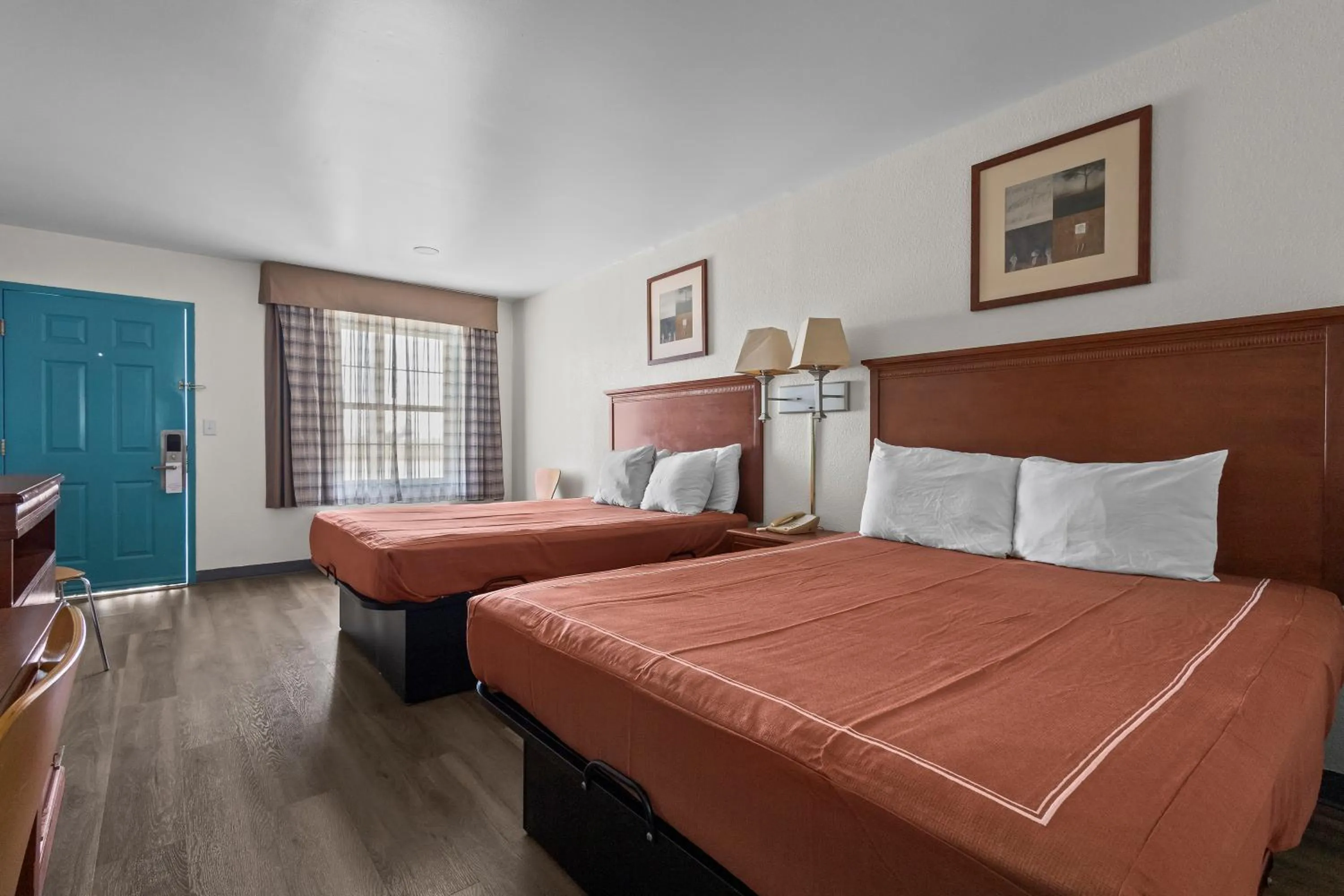 Bedroom, Bed in Capital O First Heritage Inn Rantoul IL I 57