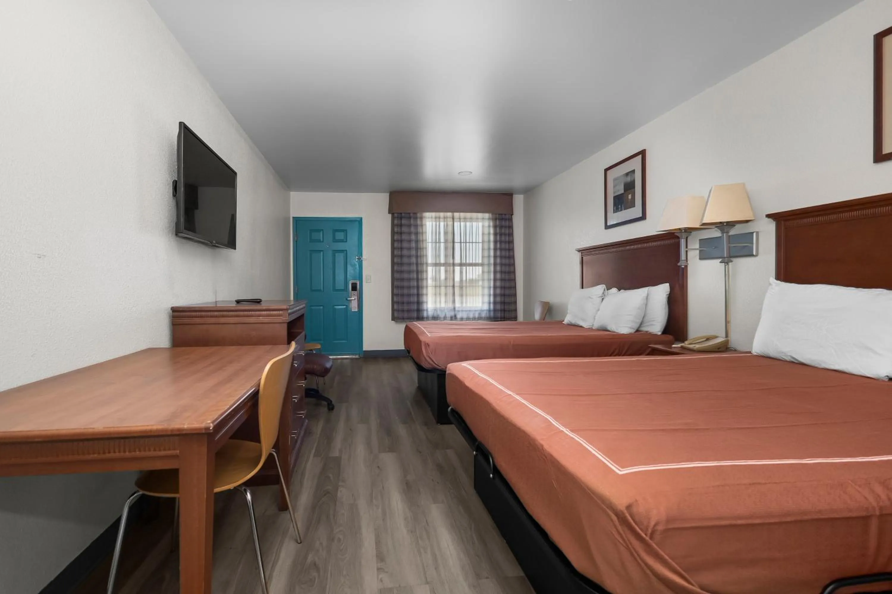 Bedroom, Bed in Capital O First Heritage Inn Rantoul IL I 57