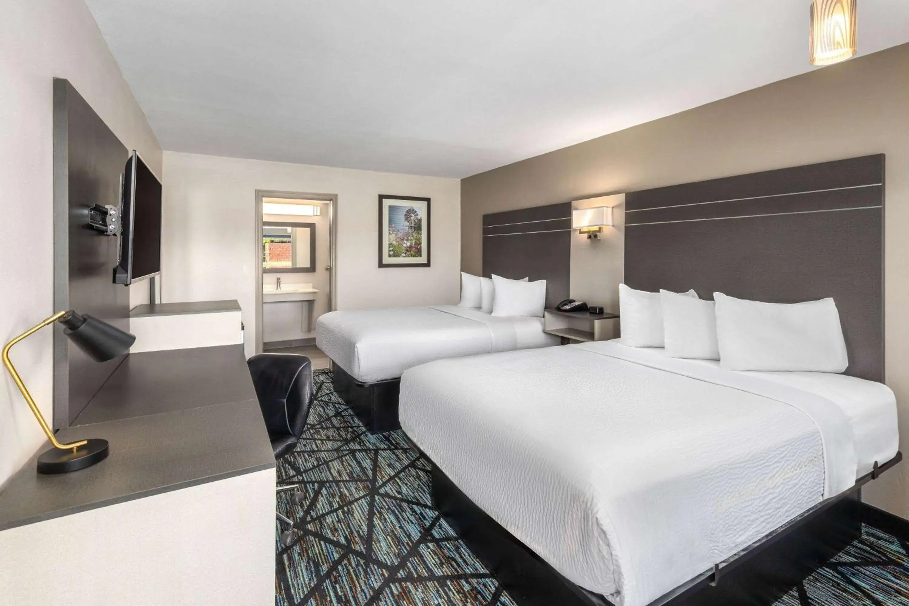 Photo of the whole room, Bed in Baymont by Wyndham Dothan Photo of the whole room, Bed in Baymont by Wyndham Dothan