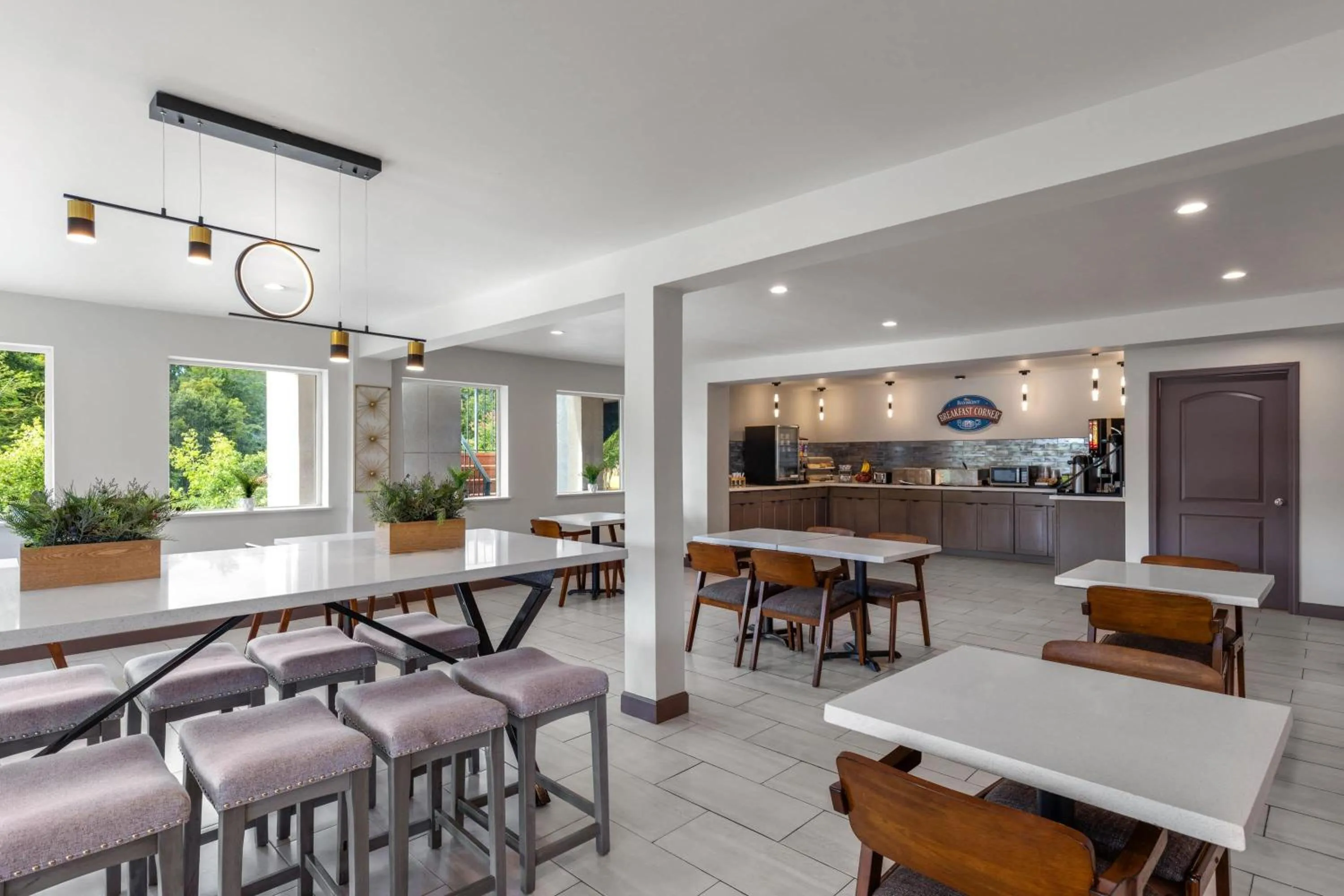 Breakfast in Baymont by Wyndham Dothan