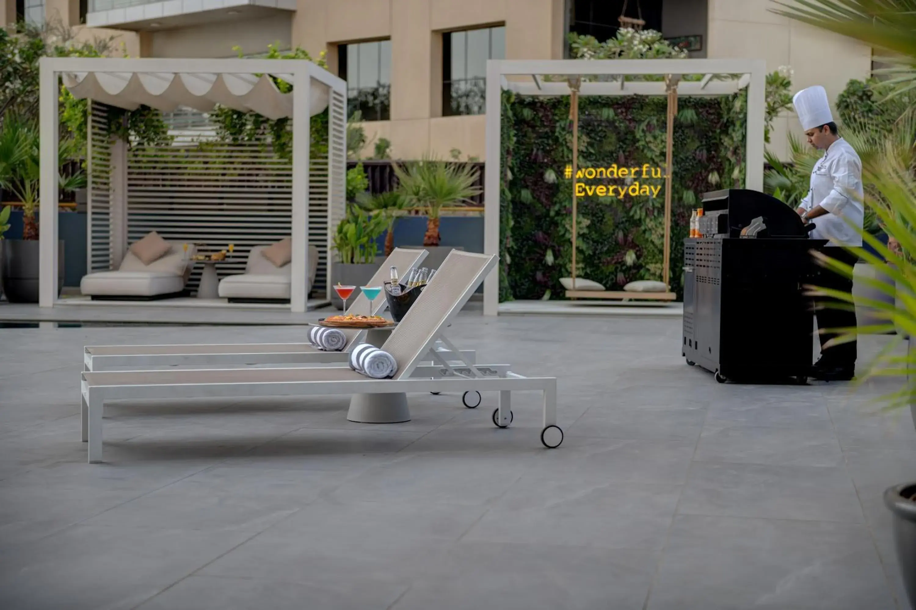 Restaurant/places to eat in Millennium Central Downtown - Dubai Restaurant/places to eat in Millennium Central Downtown - Dubai