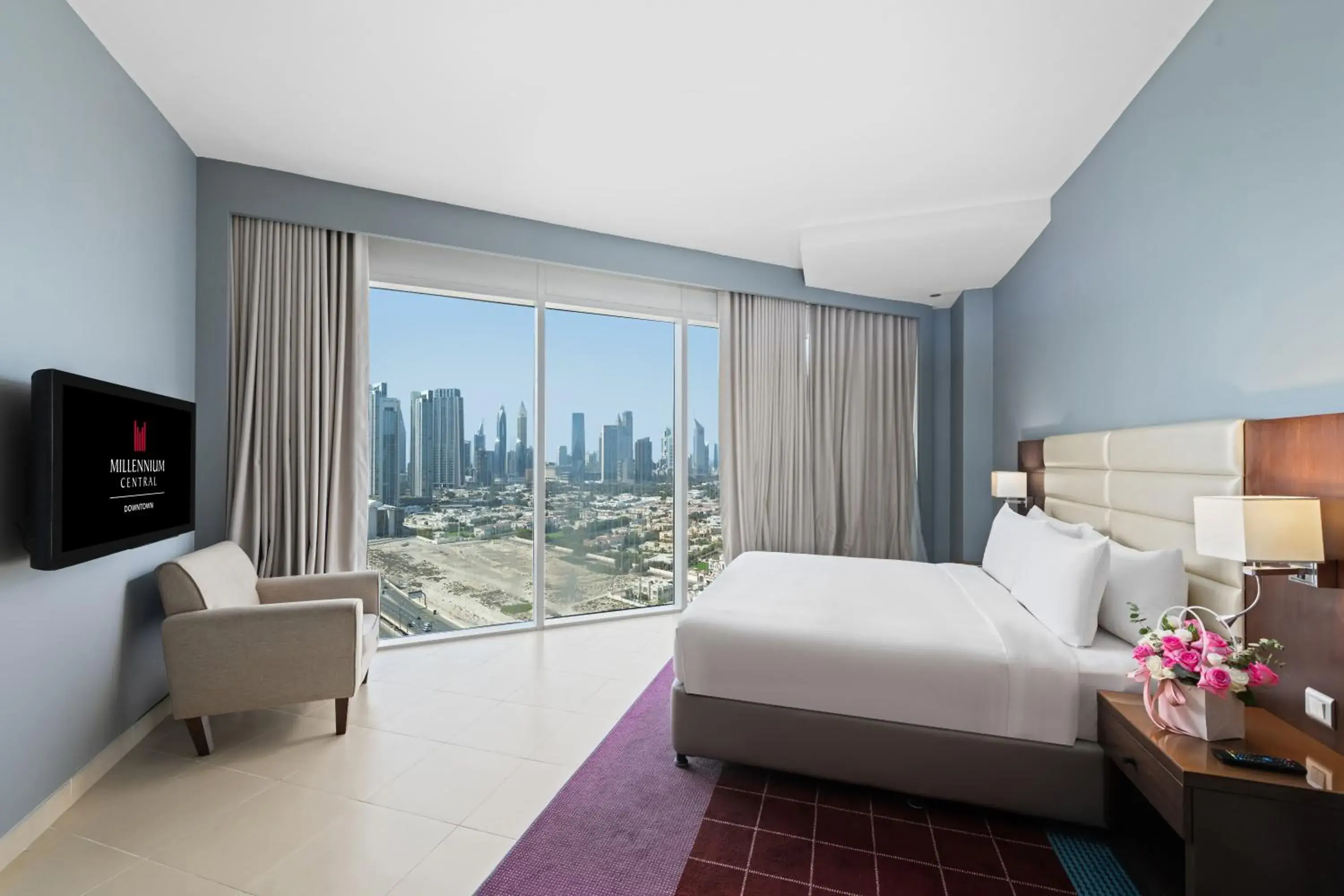 Bedroom, Bed in Millennium Central Downtown - Dubai Bedroom, Bed in Millennium Central Downtown - Dubai