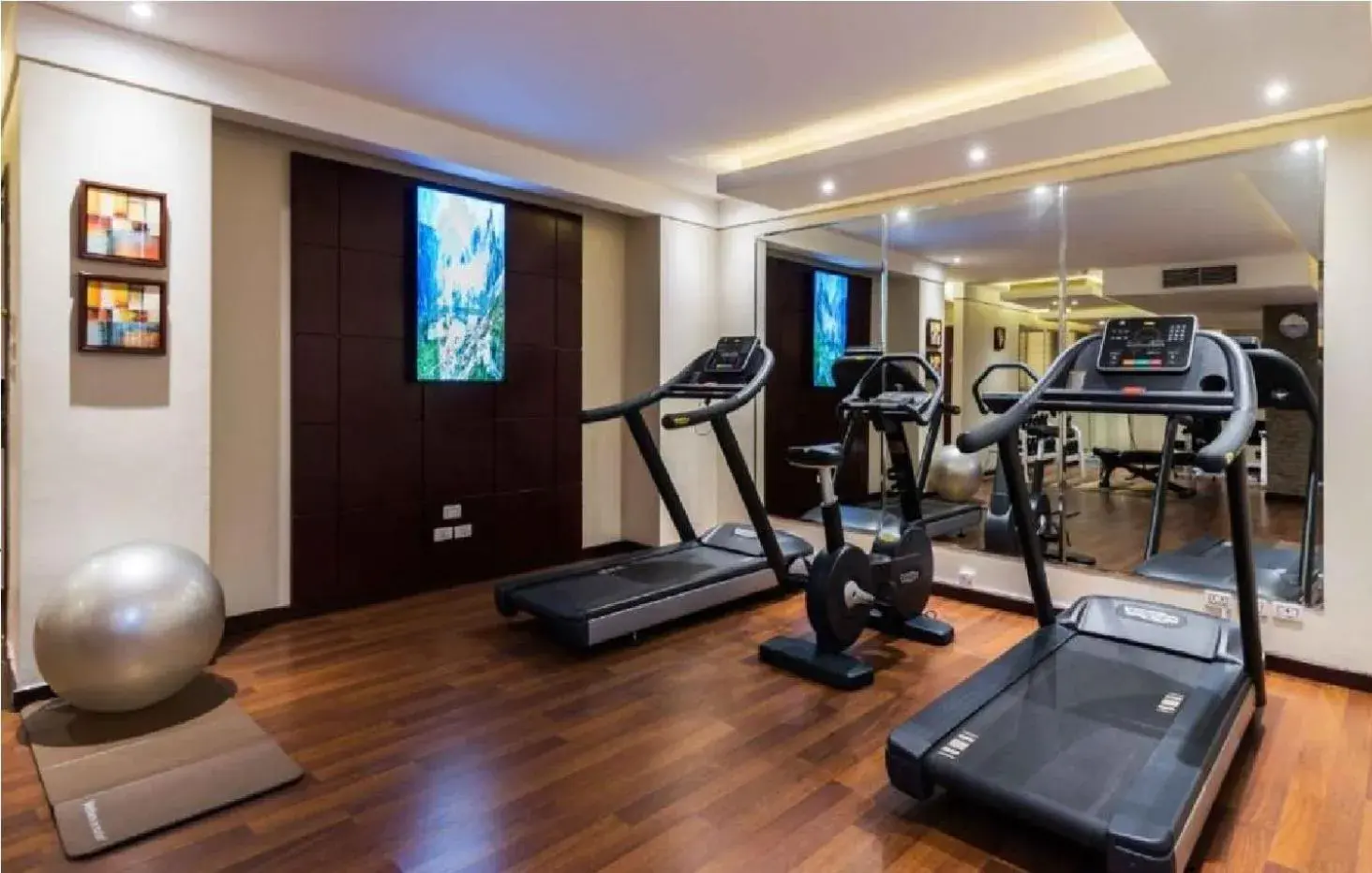 Fitness centre/facilities in Boudl Gardenia Resort Fitness centre/facilities in Boudl Gardenia Resort