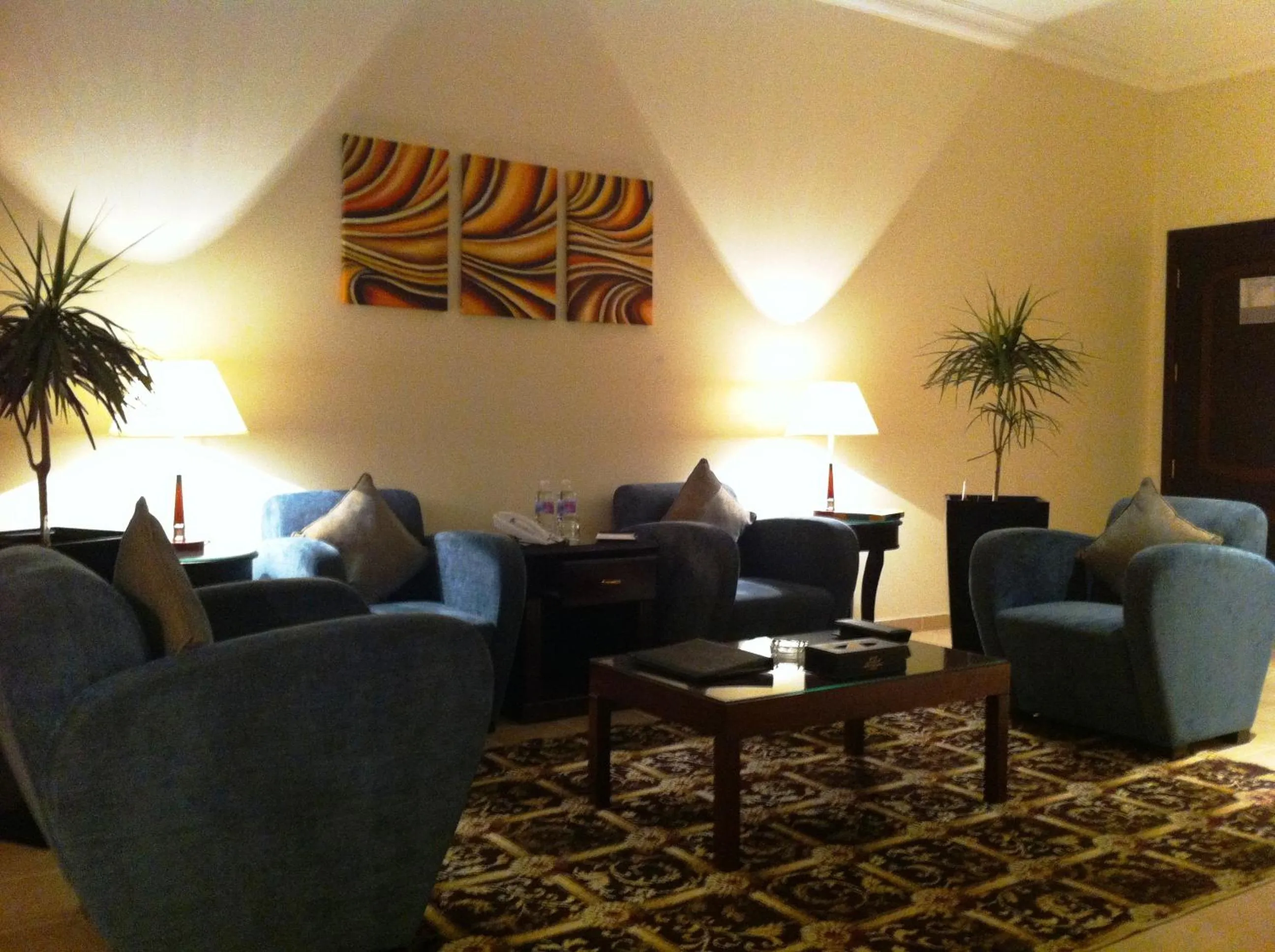 Living room in Executives Hotel - Azizia