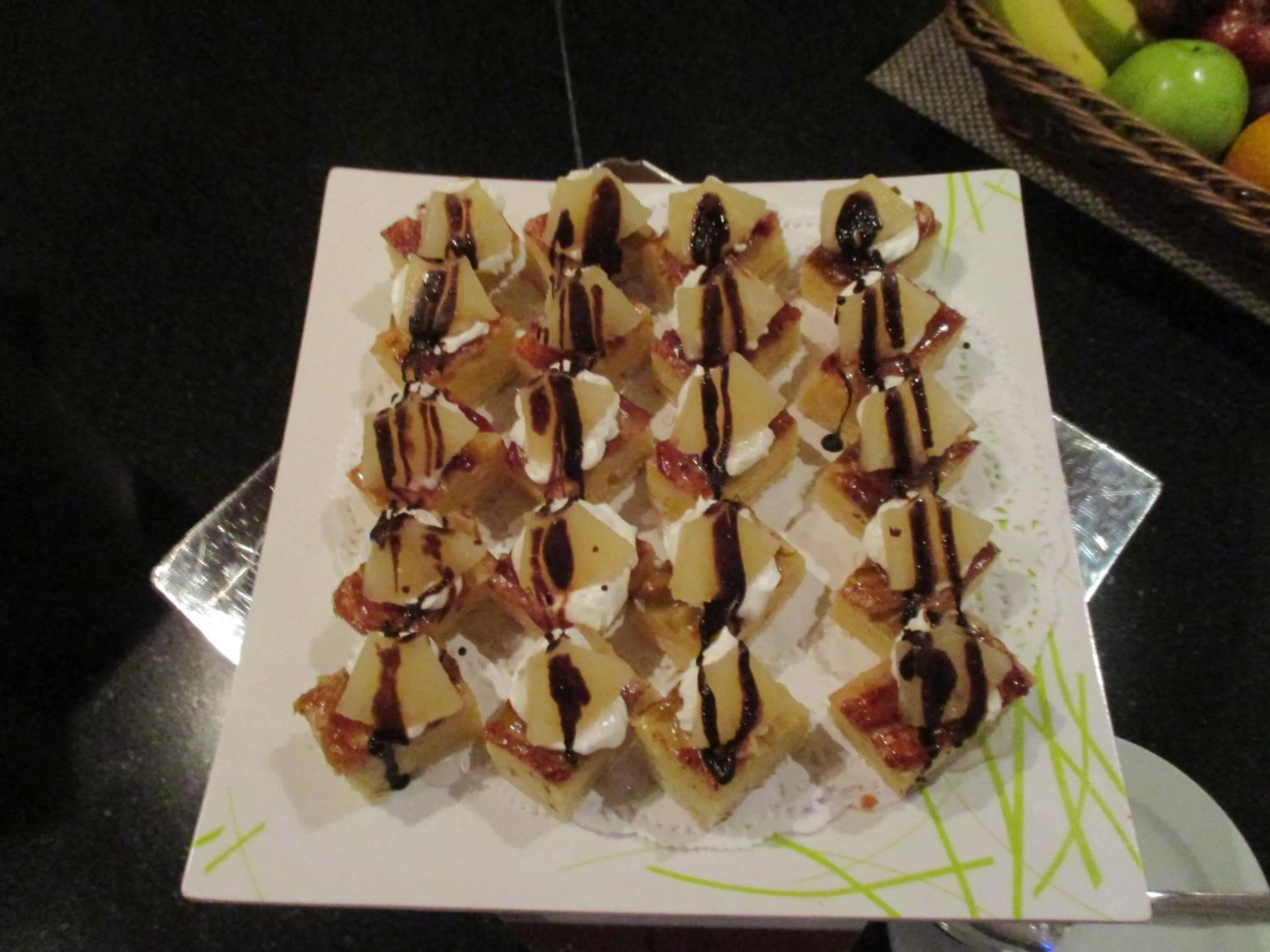 Restaurant/places to eat in Executives Hotel - Azizia