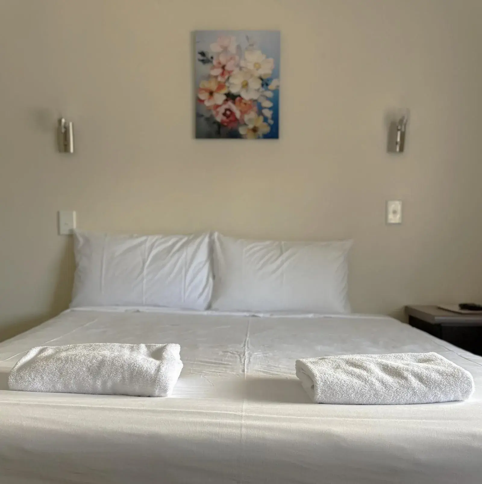 Small Double Room in Devonwood Motel Small Double Room in Devonwood Motel