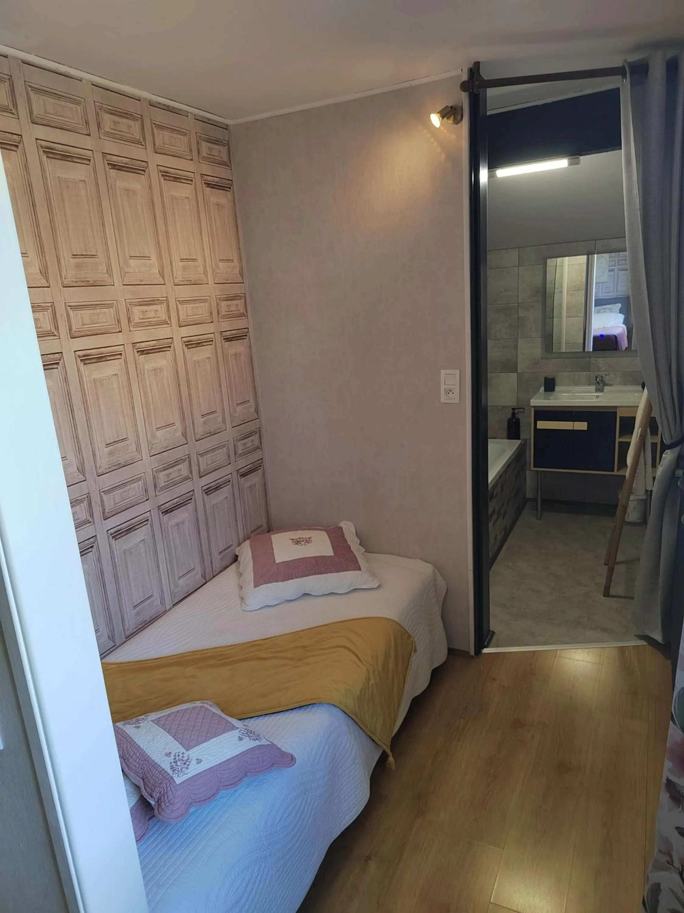 Bed in Chambres d'hôtes Le Muguet