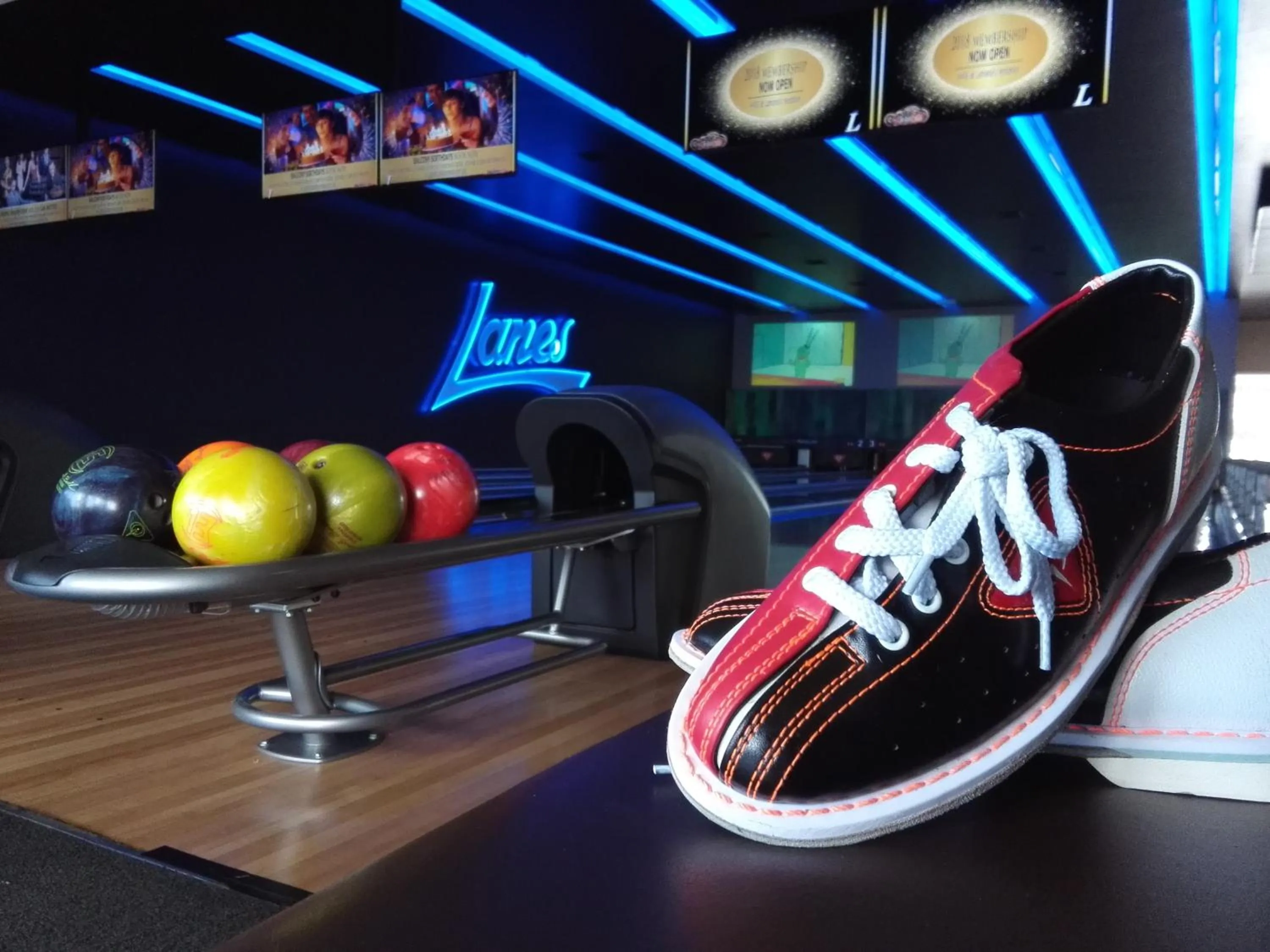 Bowling in Lamana Hotel