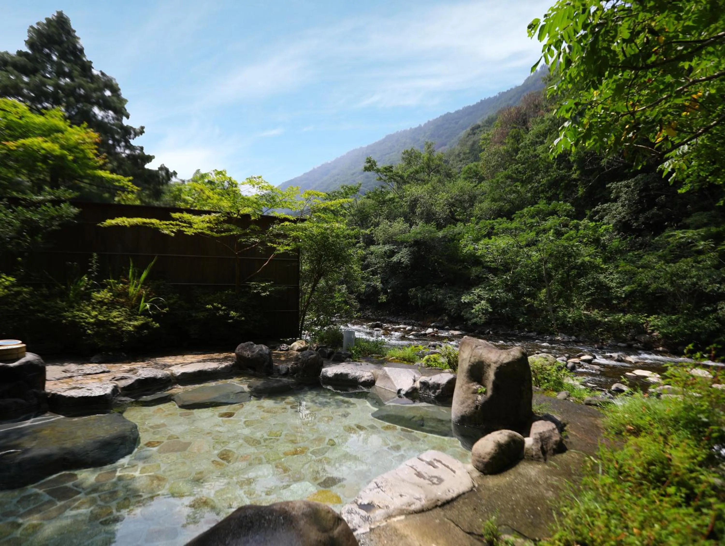 Open Air Bath in Ryokan Kijitei Hoeiso