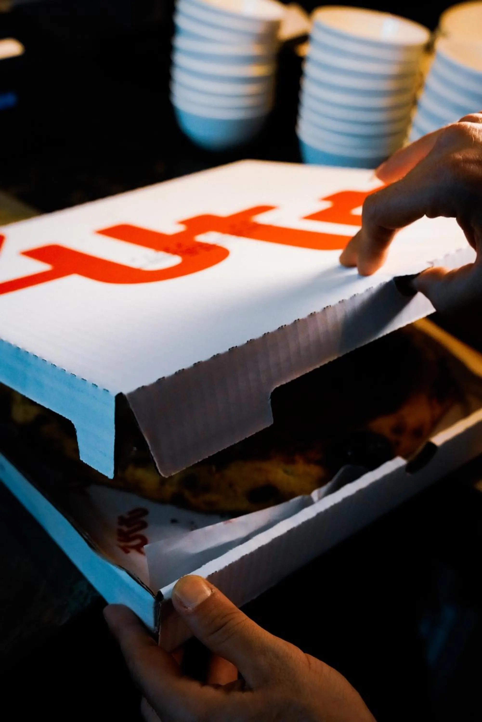 Restaurant/places to eat in Link Hotel & Hub By Dan Hotels