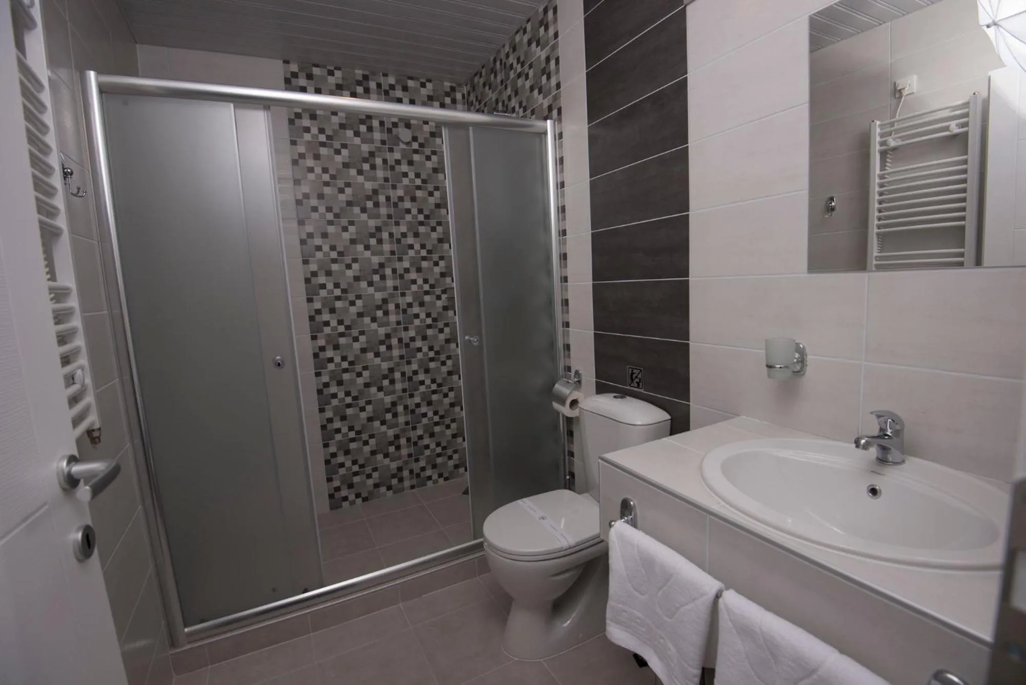 Shower in Hotel Village