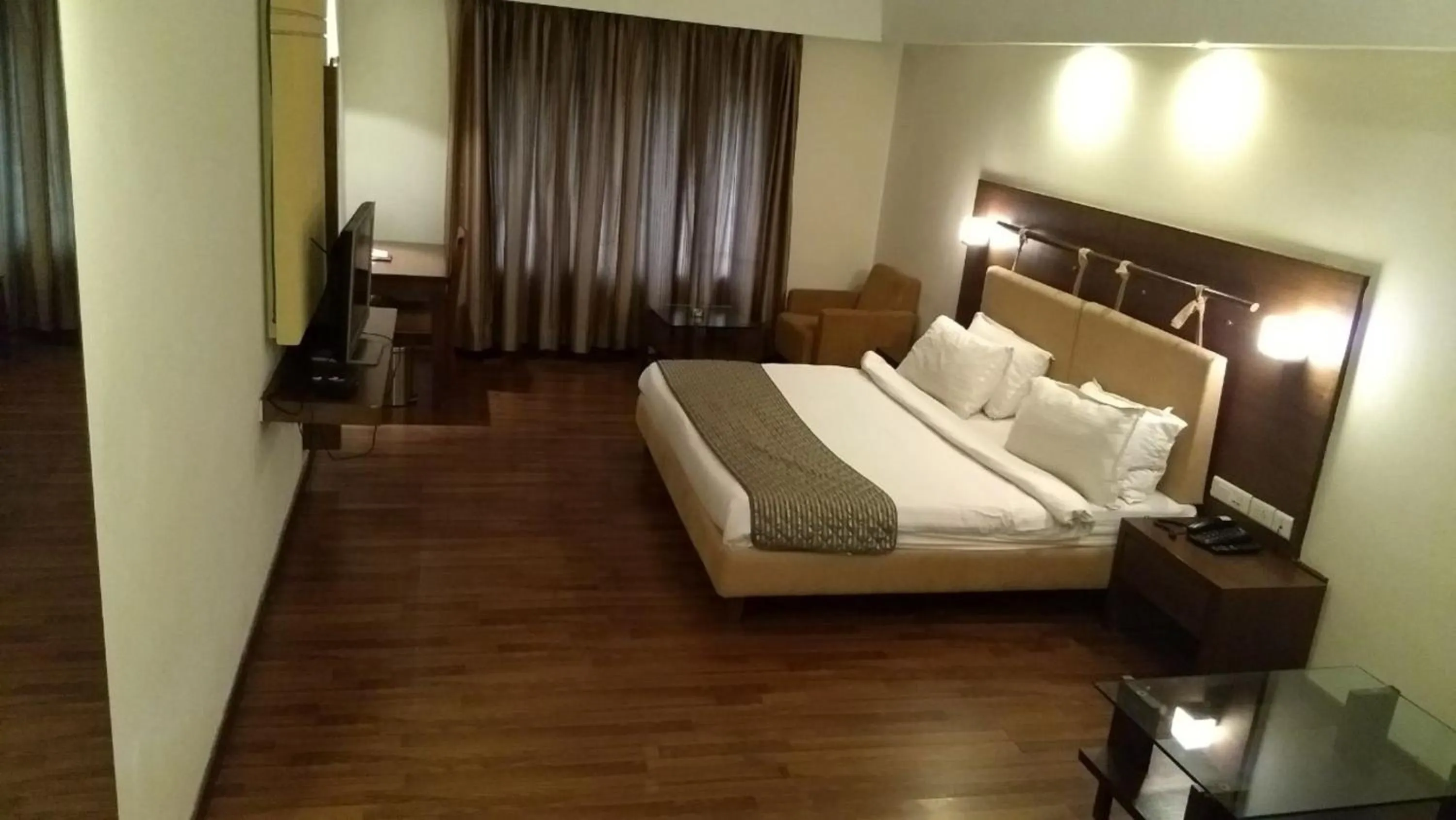 Cambay Sapphire, Gandhinagar