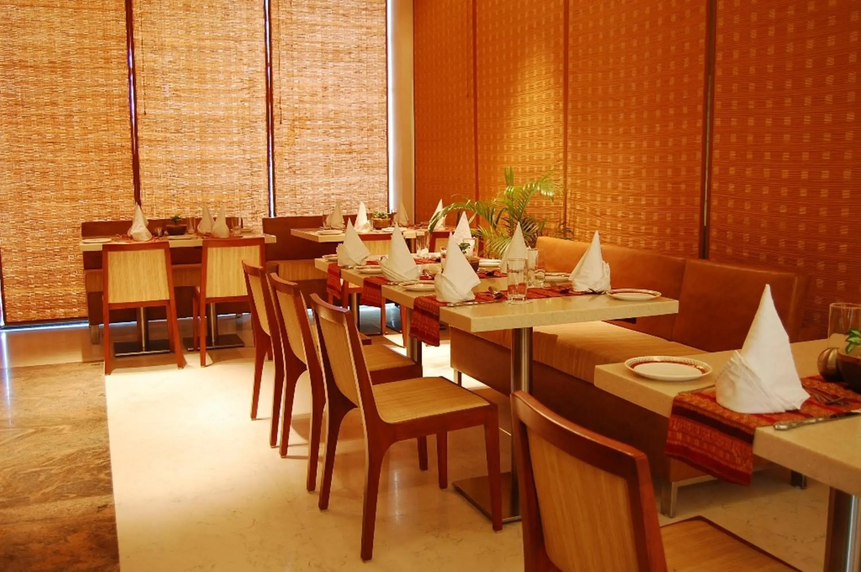 Restaurant/places to eat in Cambay Sapphire, Gandhinagar Restaurant/places to eat in Cambay Sapphire, Gandhinagar
