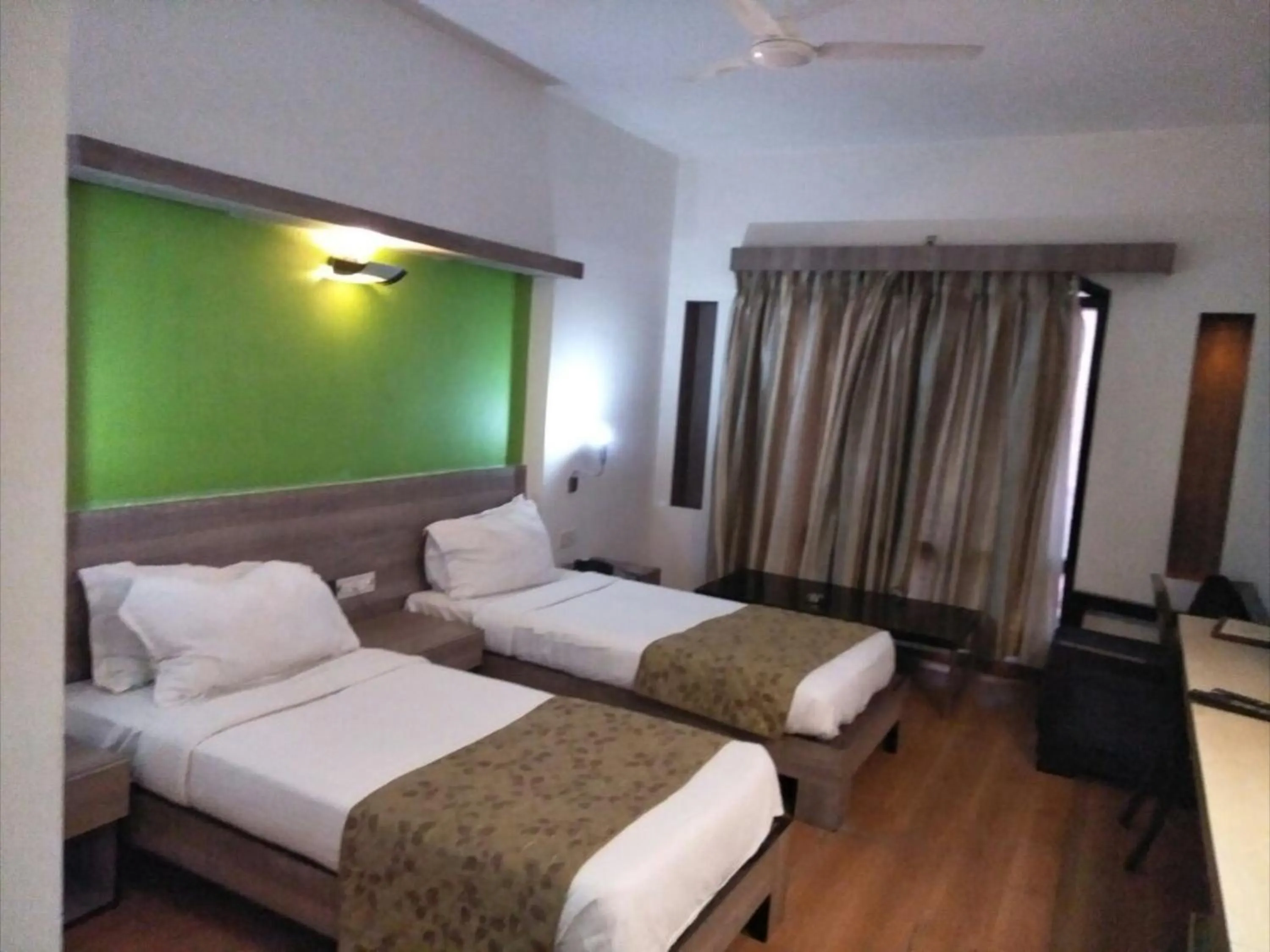 Cambay Sapphire, Gandhinagar