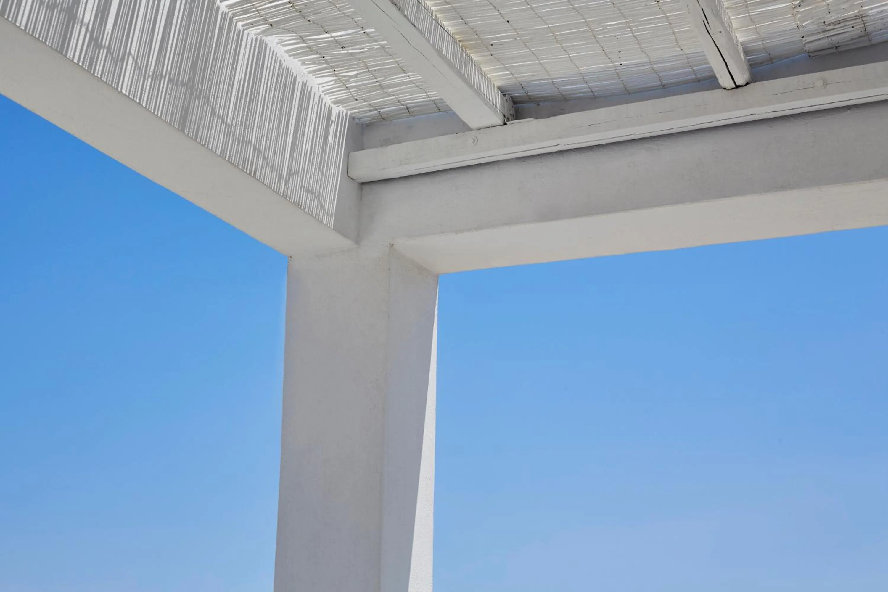 Area and facilities in Mr. and Mrs. White Tinos