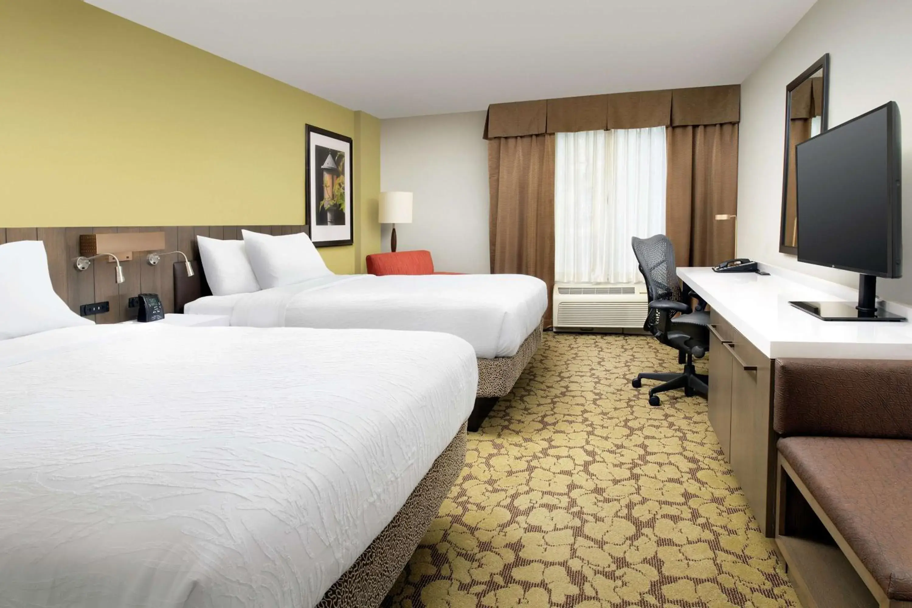 Queen Room with Two Queen Beds - Hearing Access in Hilton Garden Inn Frederick Queen Room with Two Queen Beds - Hearing Access in Hilton Garden Inn Frederick