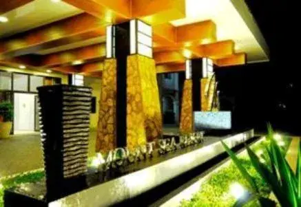 Facade/entrance in Mount Sea Resort Facade/entrance in Mount Sea Resort