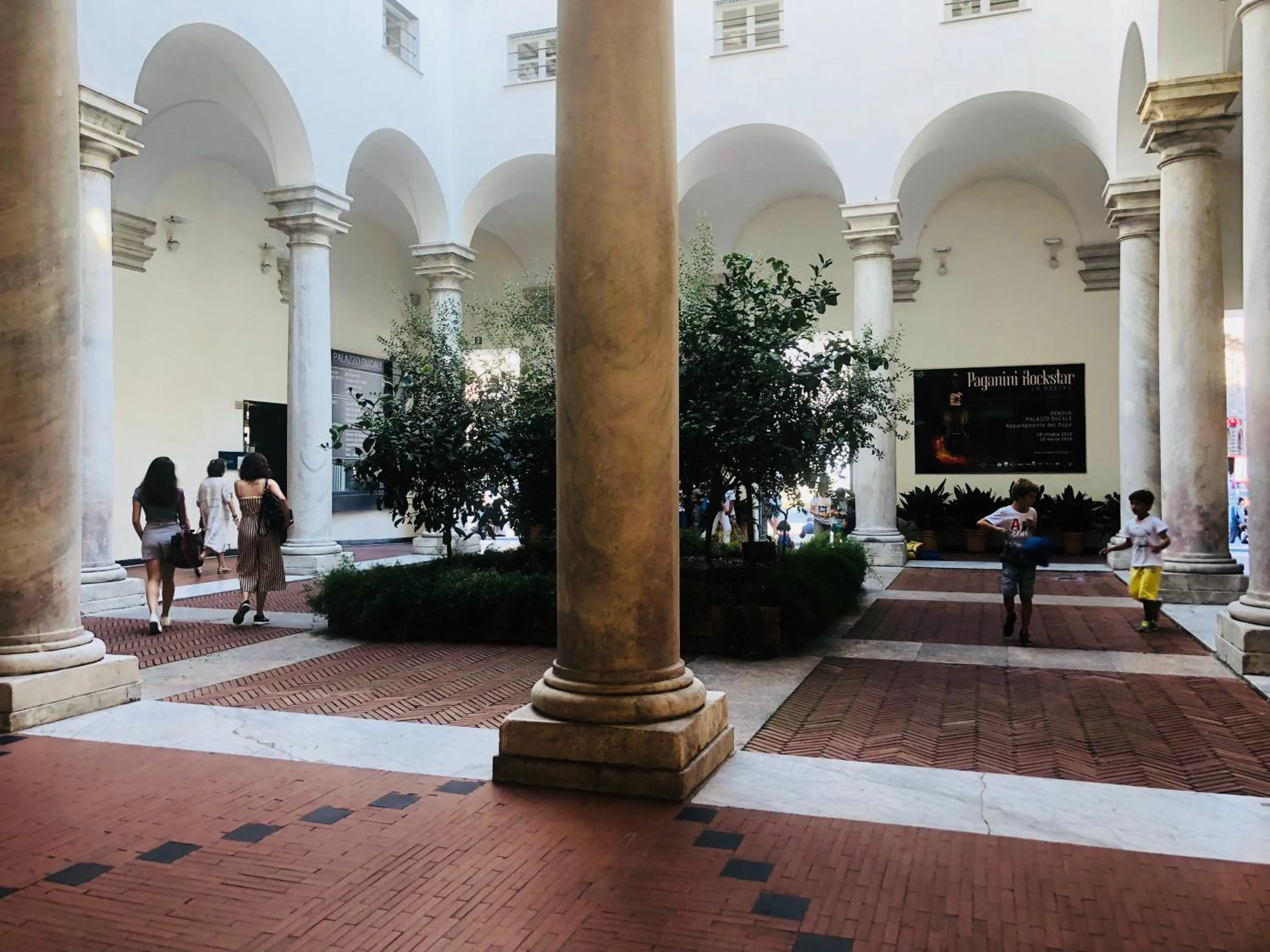 Location in Palazzina B - Contemporary Studio