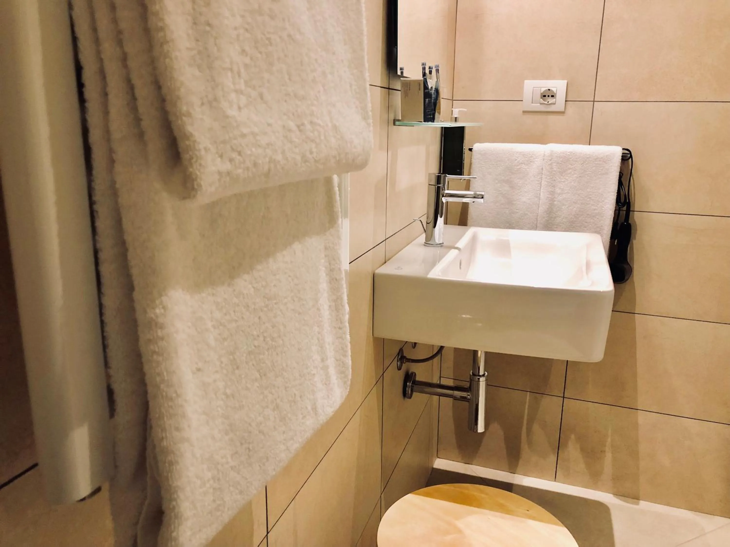 Bathroom in Palazzina B - Contemporary Studio