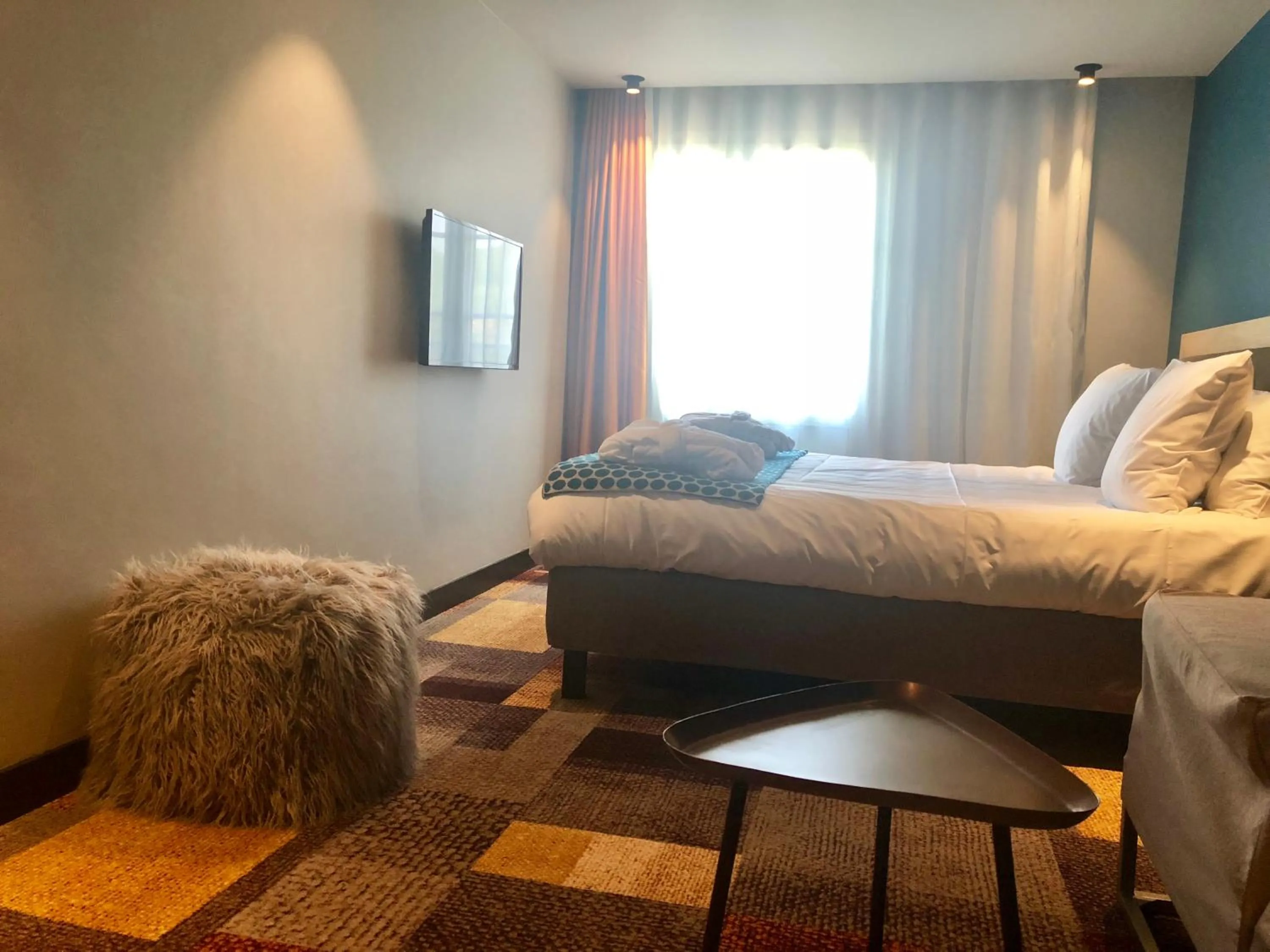 Bed in The Originals Boutique, Hôtel des Sources, Nevers Nord