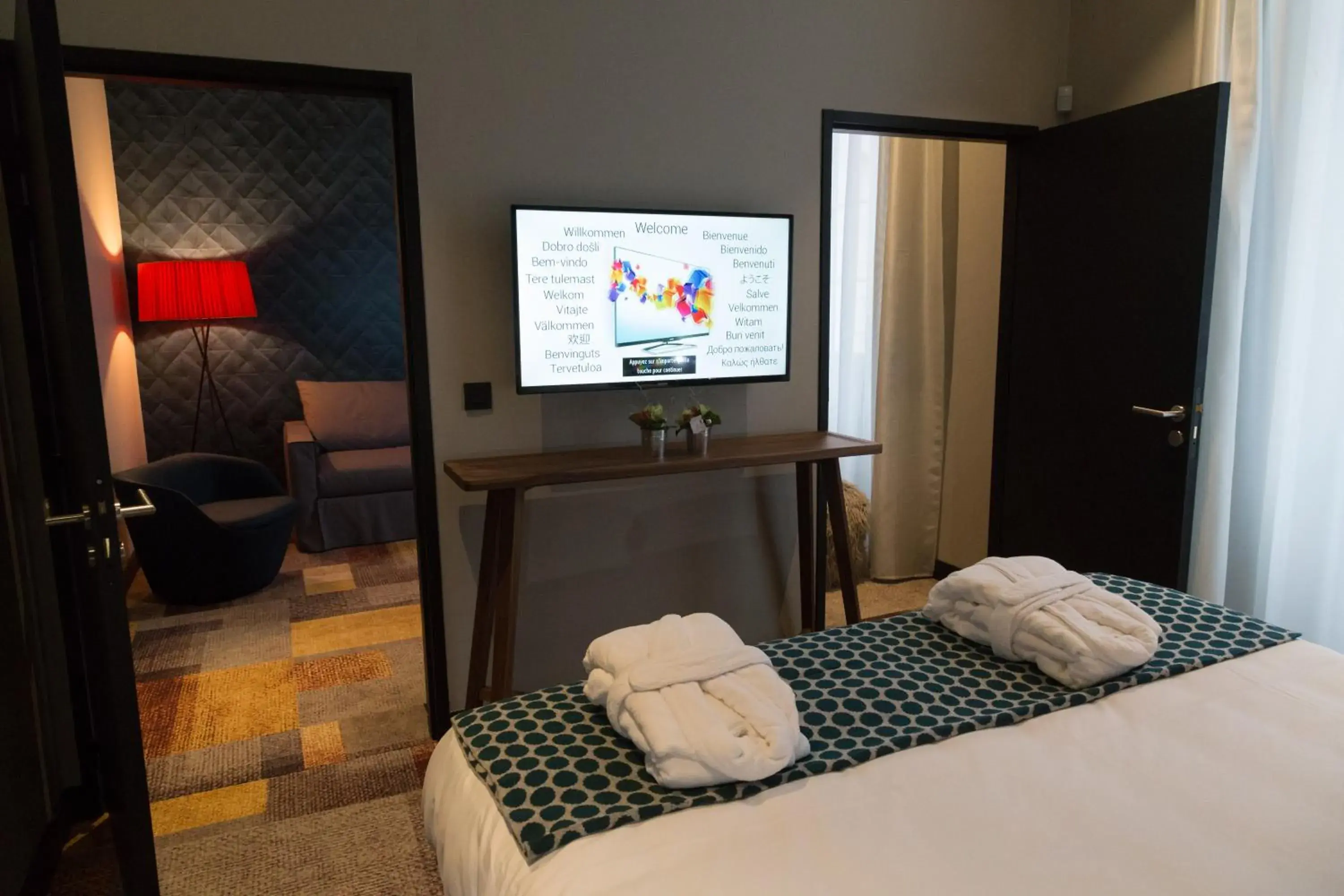 Bed in The Originals Boutique, Hôtel des Sources, Nevers Nord Bed in The Originals Boutique, Hôtel des Sources, Nevers Nord