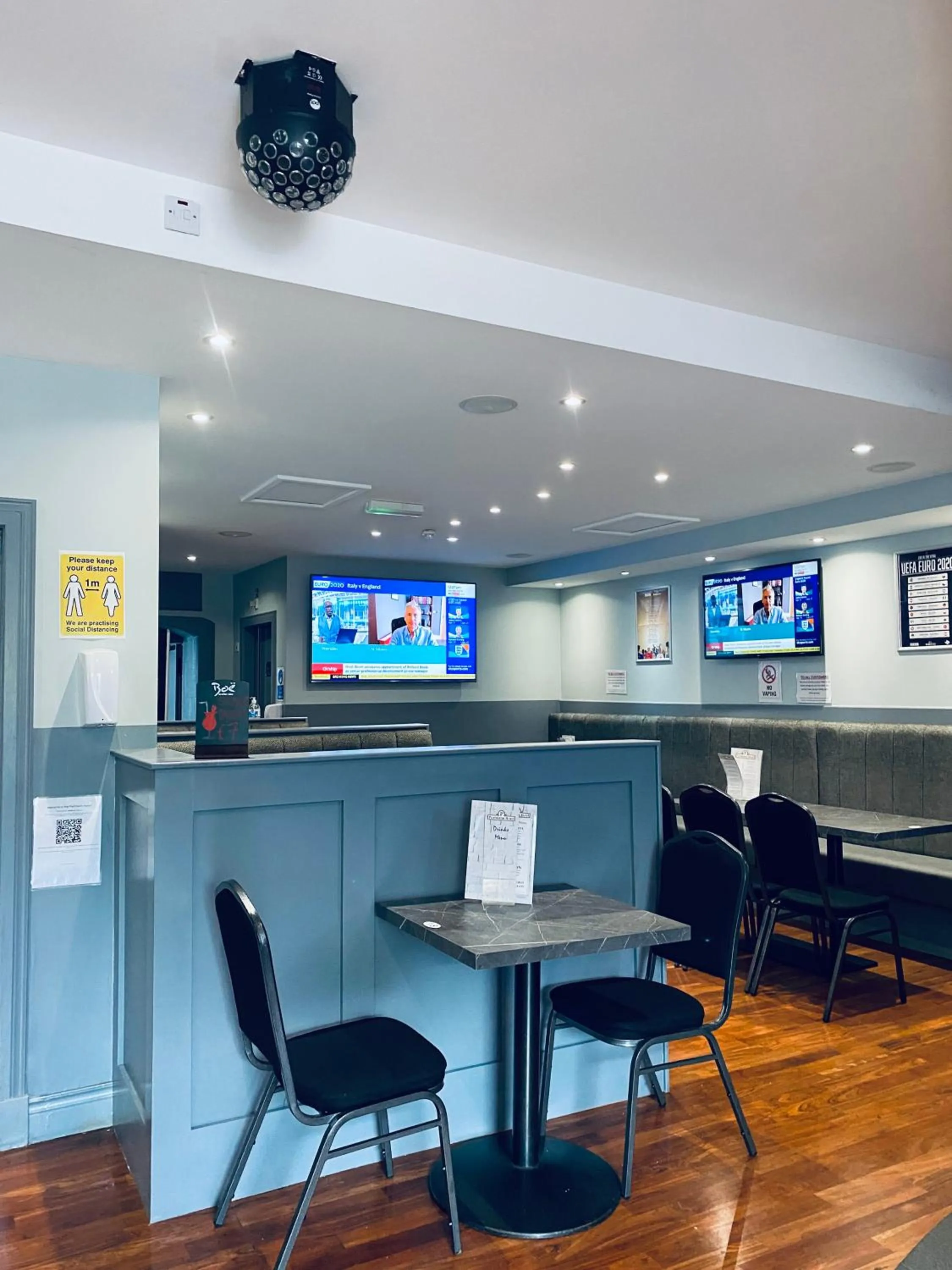 Restaurant/places to eat in The Portmann Hotel