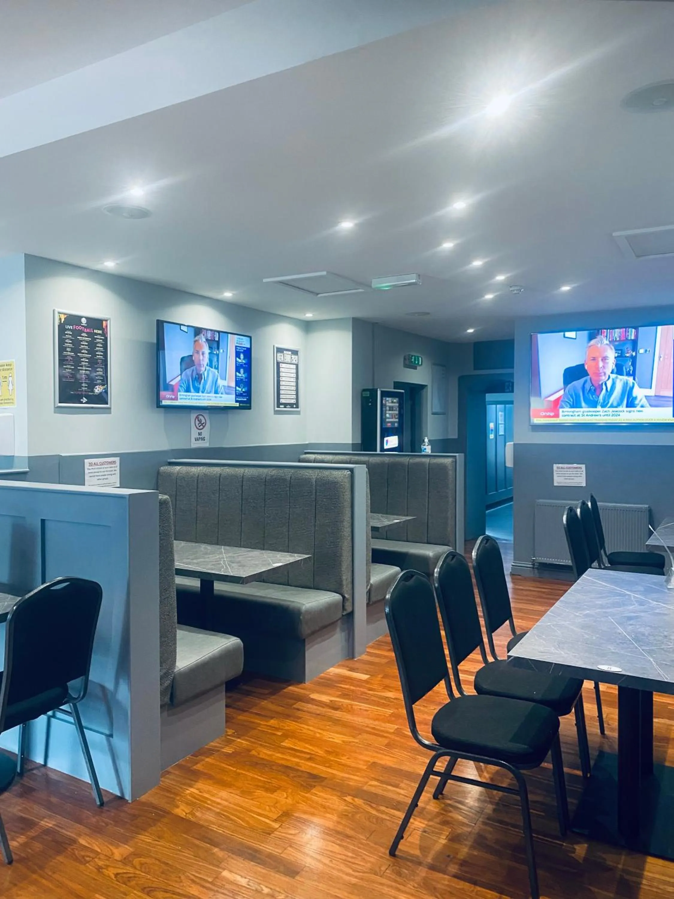 Restaurant/places to eat in The Portmann Hotel