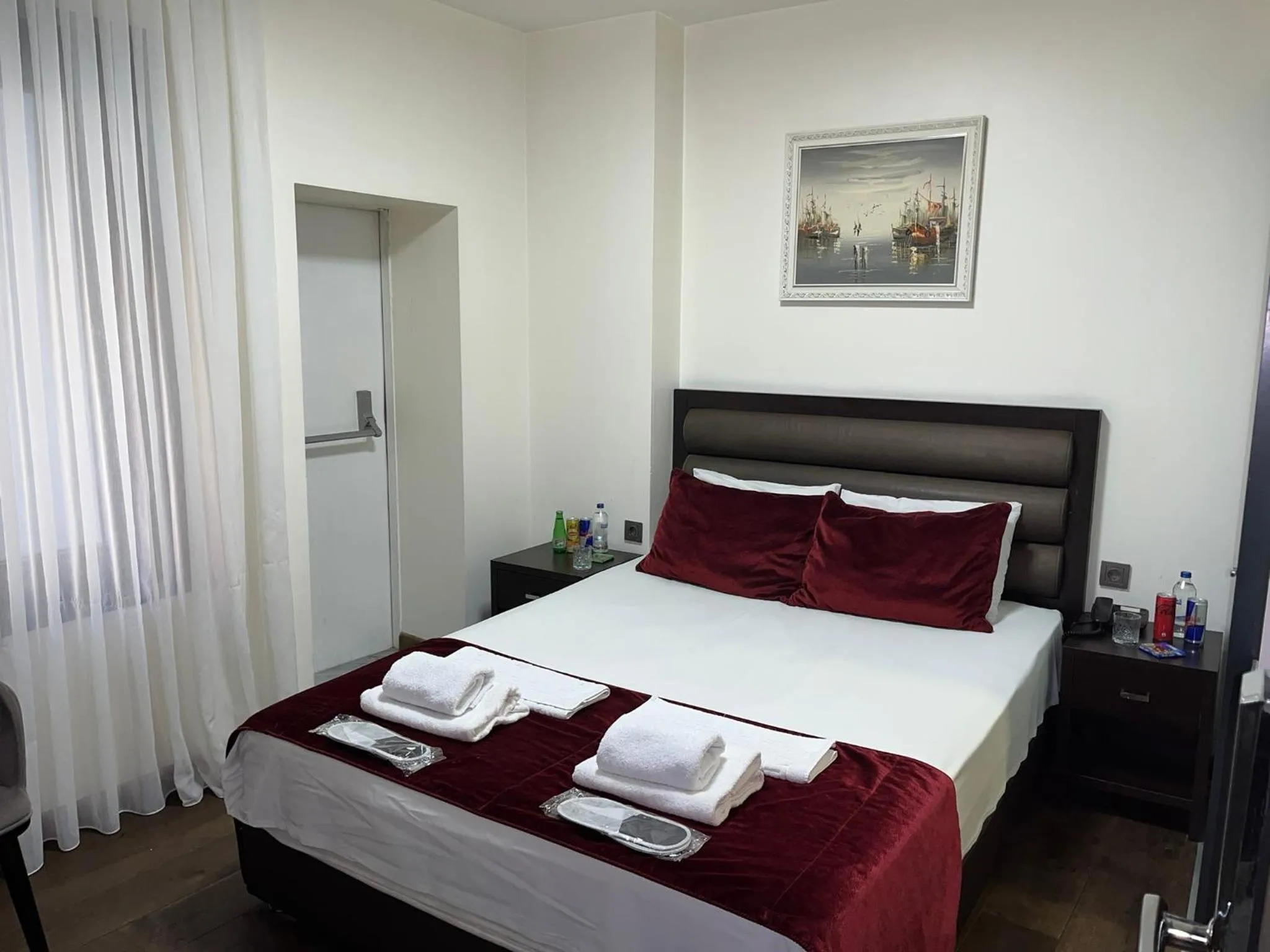 Bed in Pandora Hotel