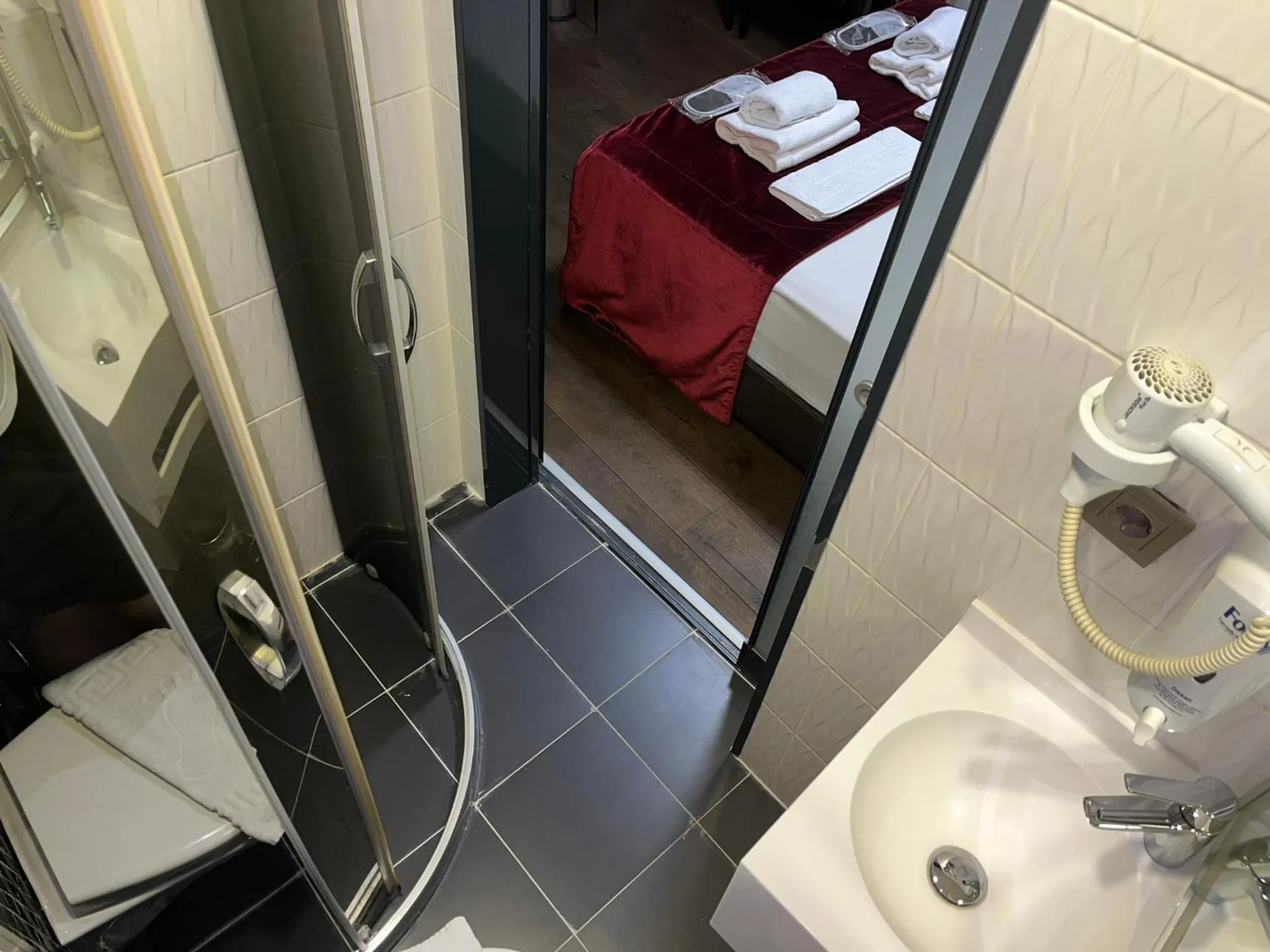 Bed in Pandora Hotel