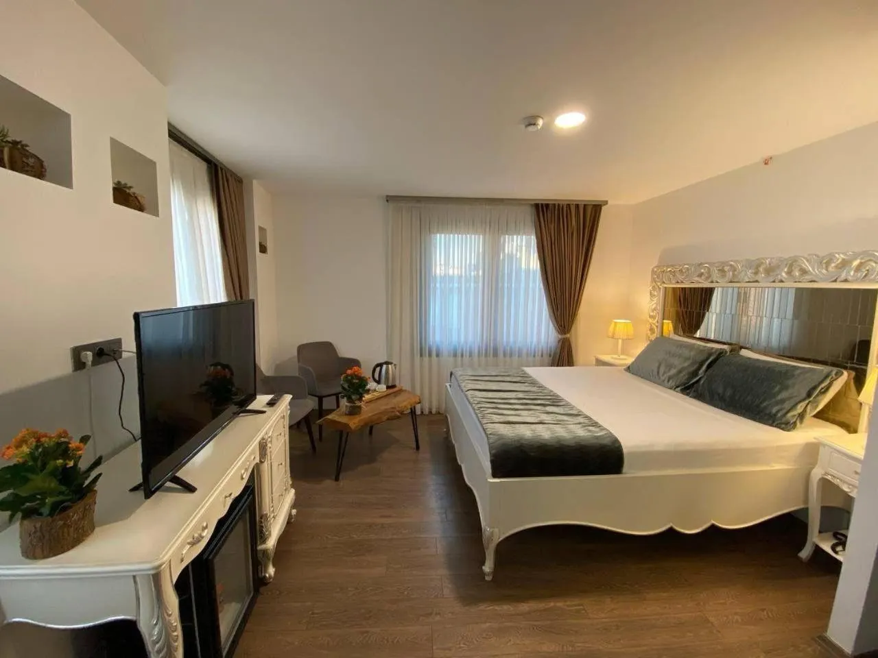 Bed in Pandora Hotel