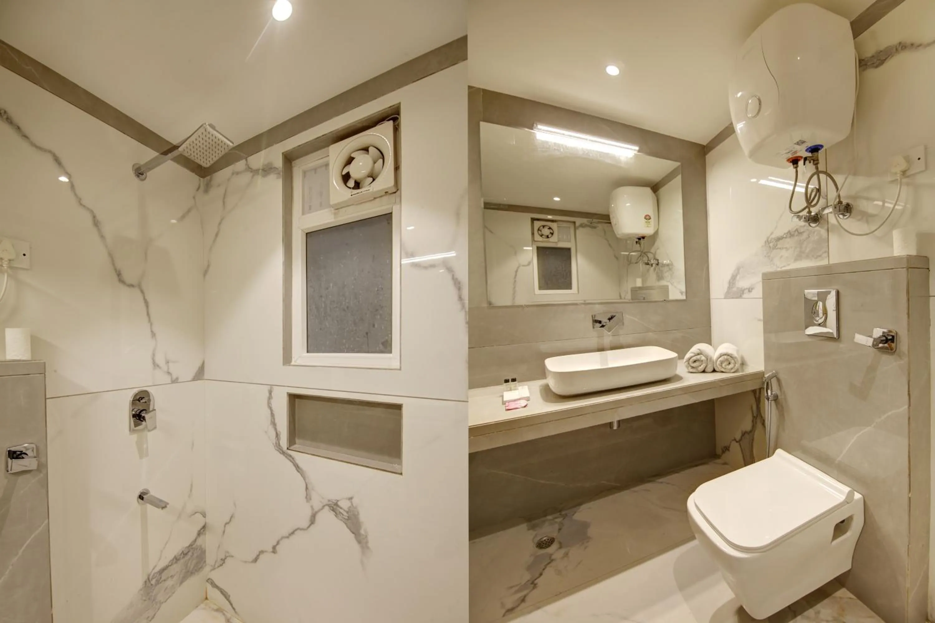 Bathroom in Hotel International Inn - Near Delhi Airport