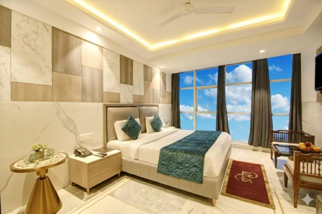 Bedroom, Bed in Hotel International Inn - Near Delhi Airport