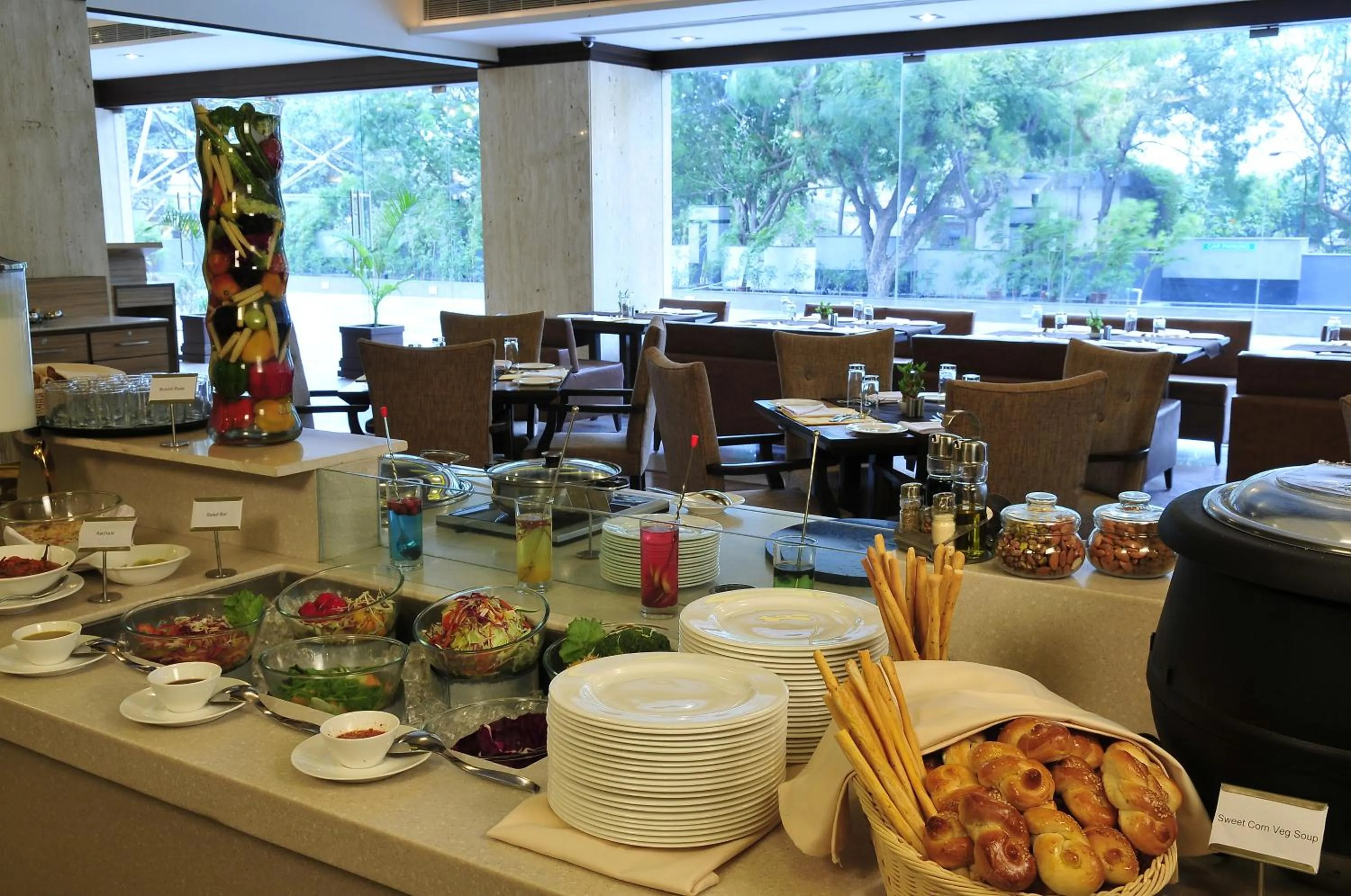 Restaurant/places to eat in The Cambay Grand