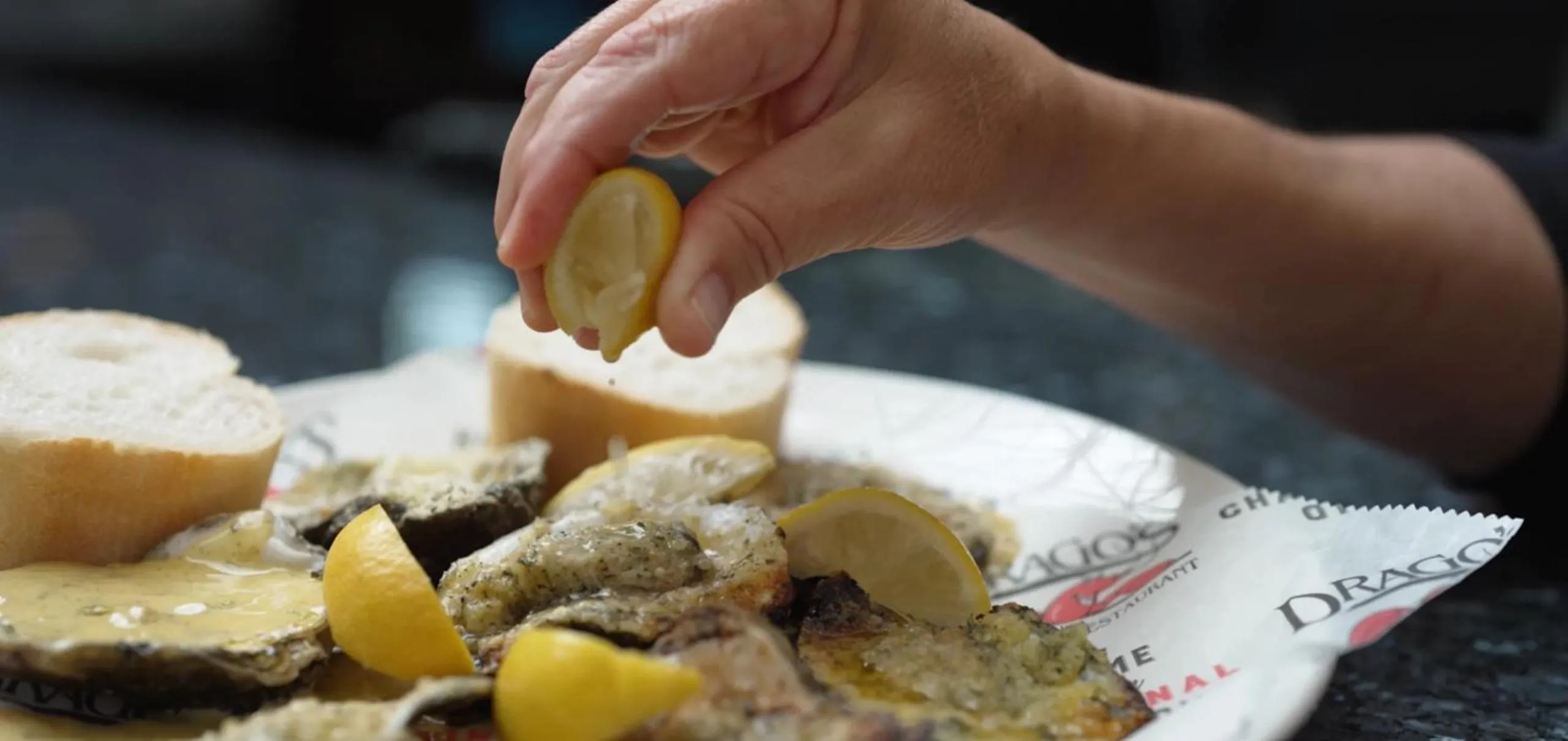 Restaurant/places to eat in Hilton New Orleans Riverside