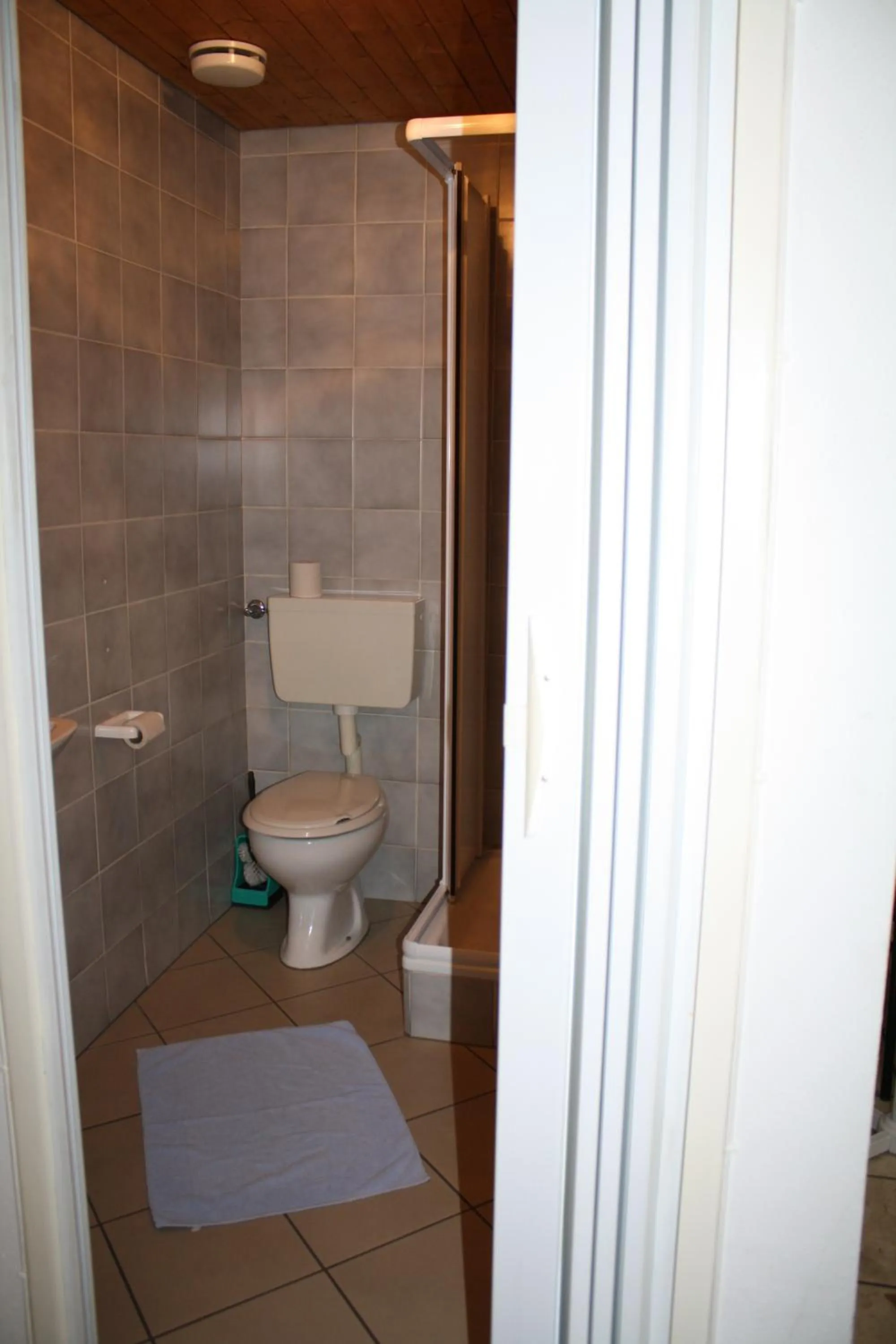 Shower in Albergo Stazione