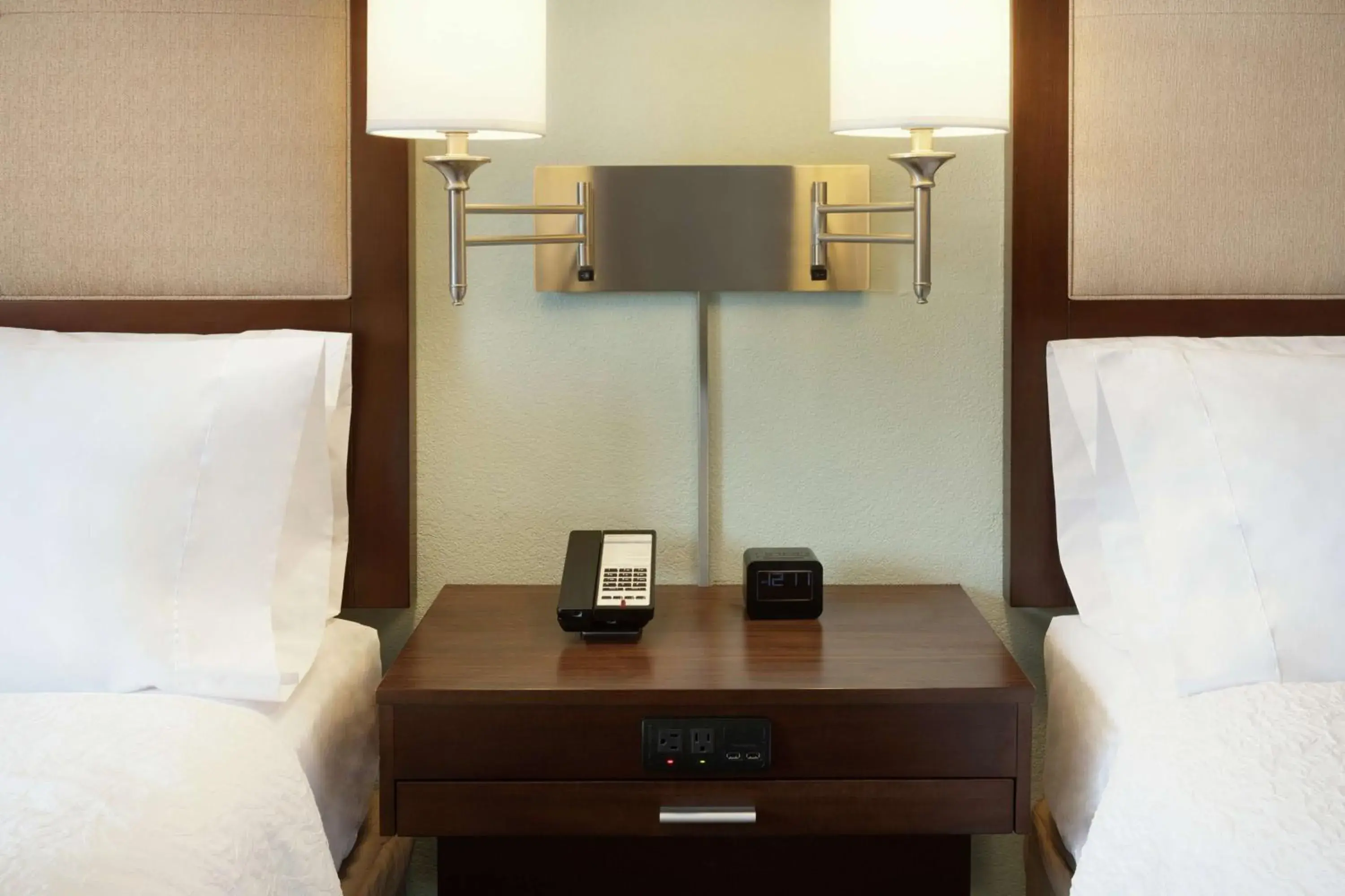 Bed in Hampton Inn - Portland/Clackamas Bed in Hampton Inn - Portland/Clackamas